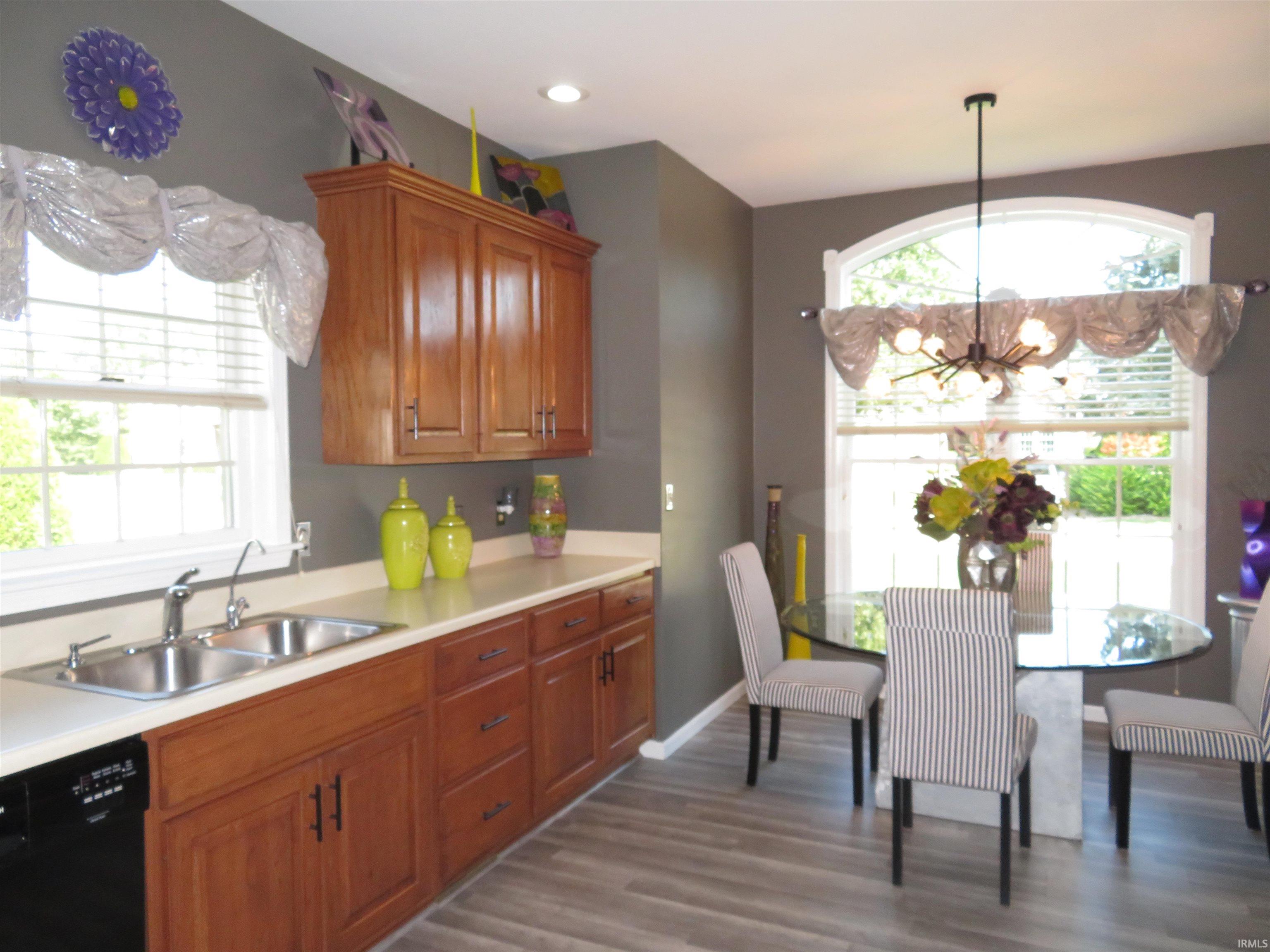 Photo 2 of 1244 Westbrooke Court