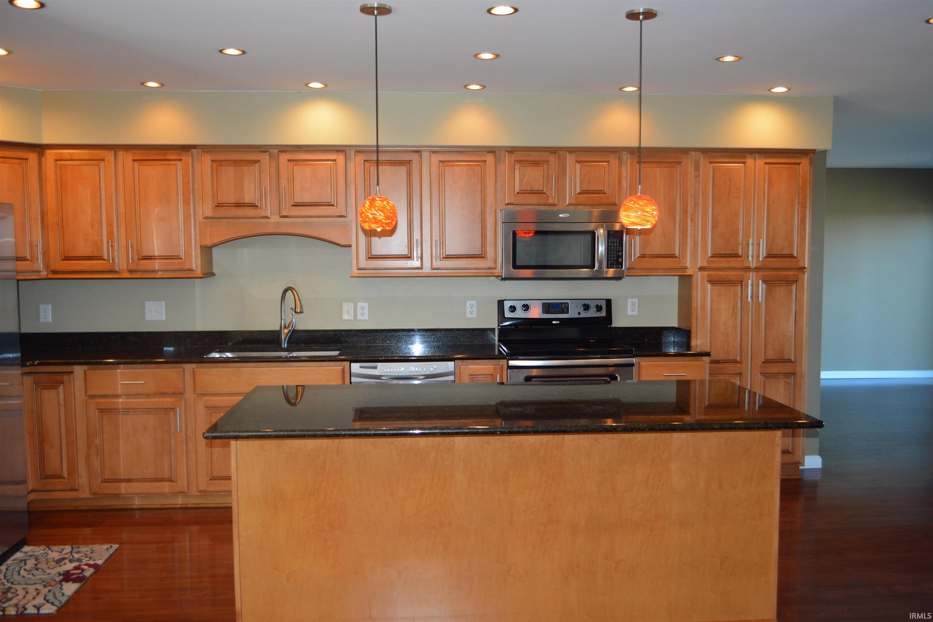 Homes for sale in Evansville, IN | 770 Senate Ave, Evansville, IN 47711 | MLS# 202537079