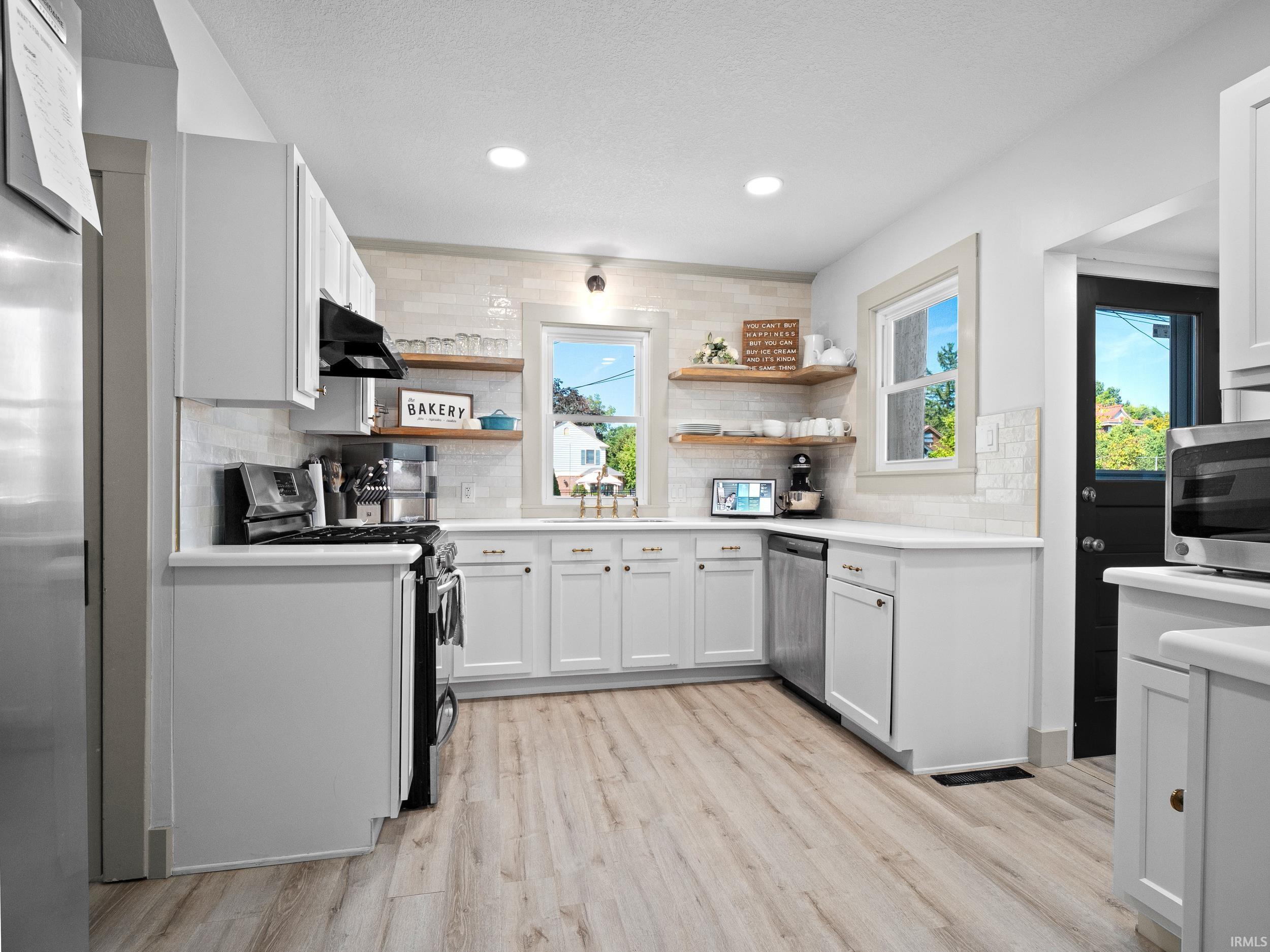 Photo 15 of 1719 Vermont Avenue