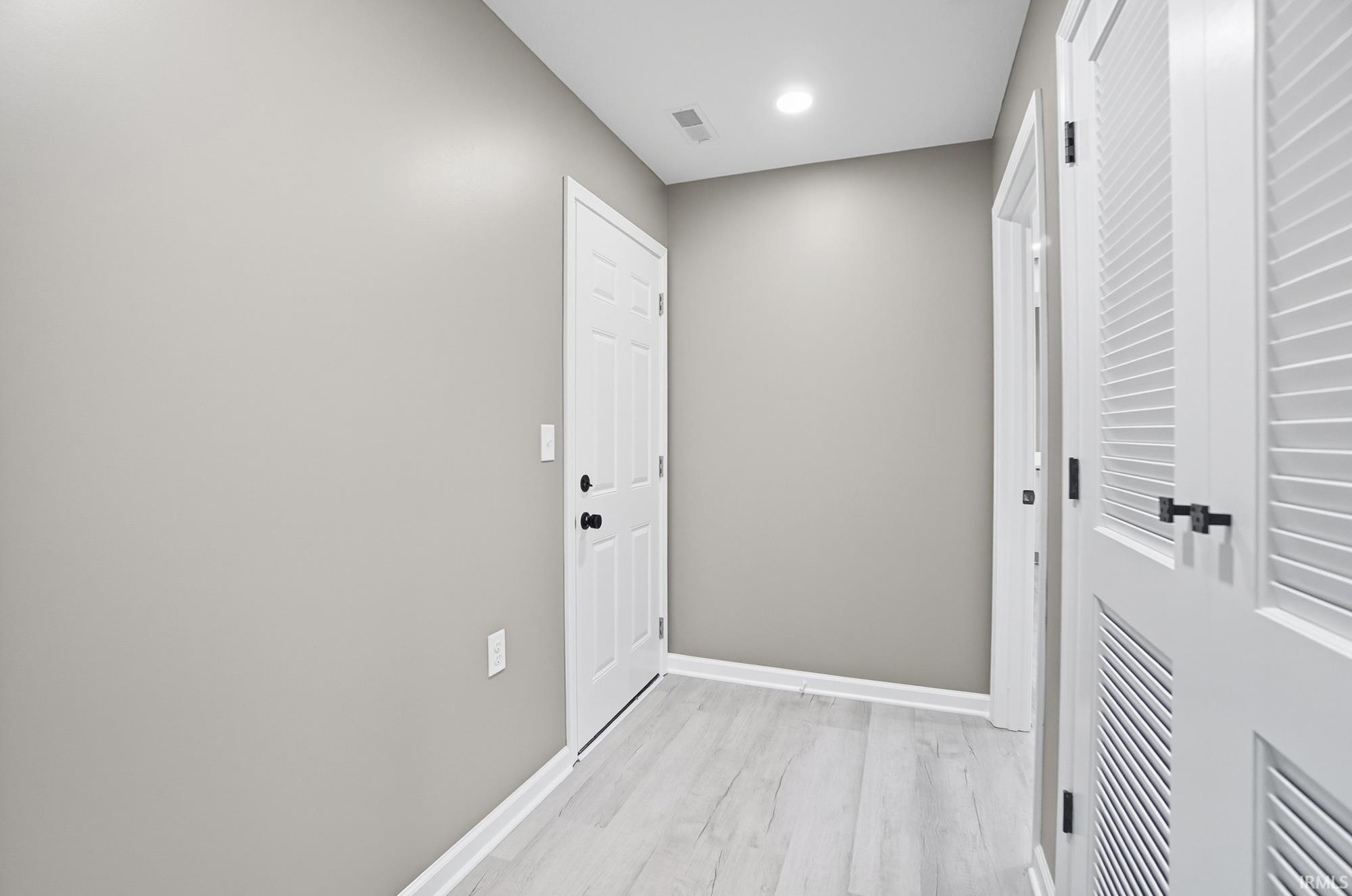 Photo 13 of 2906 Smith Street