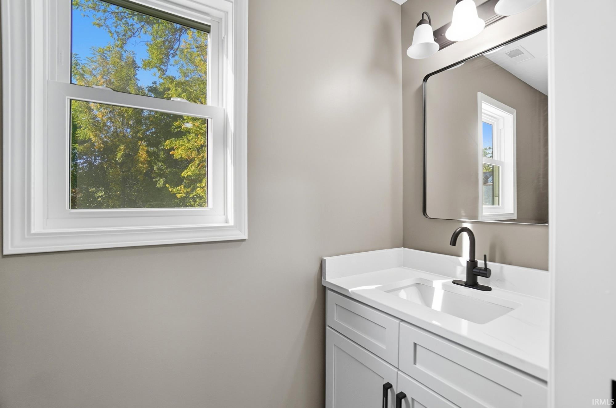 Photo 14 of 2906 Smith Street