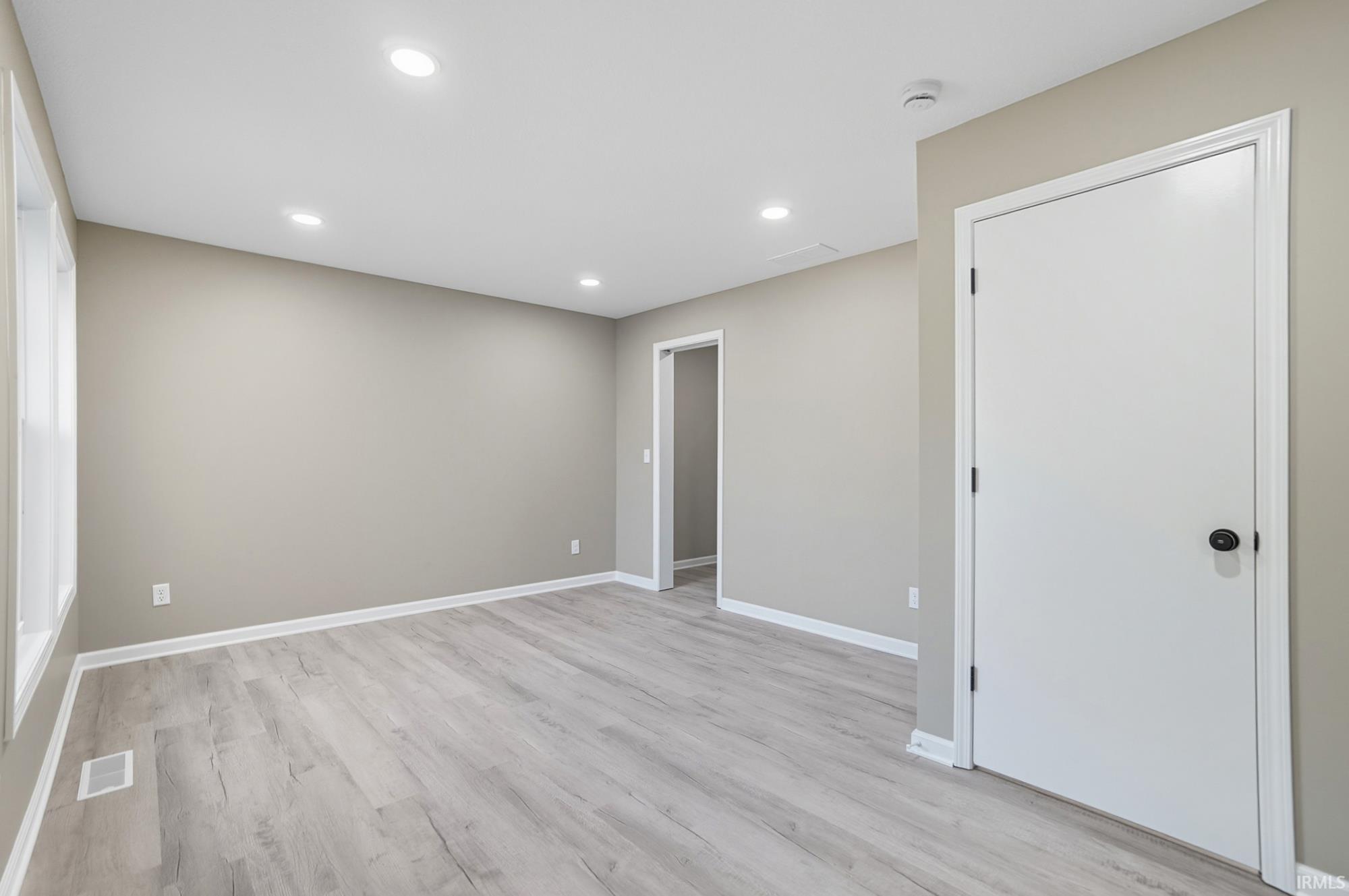 Photo 18 of 2906 Smith Street