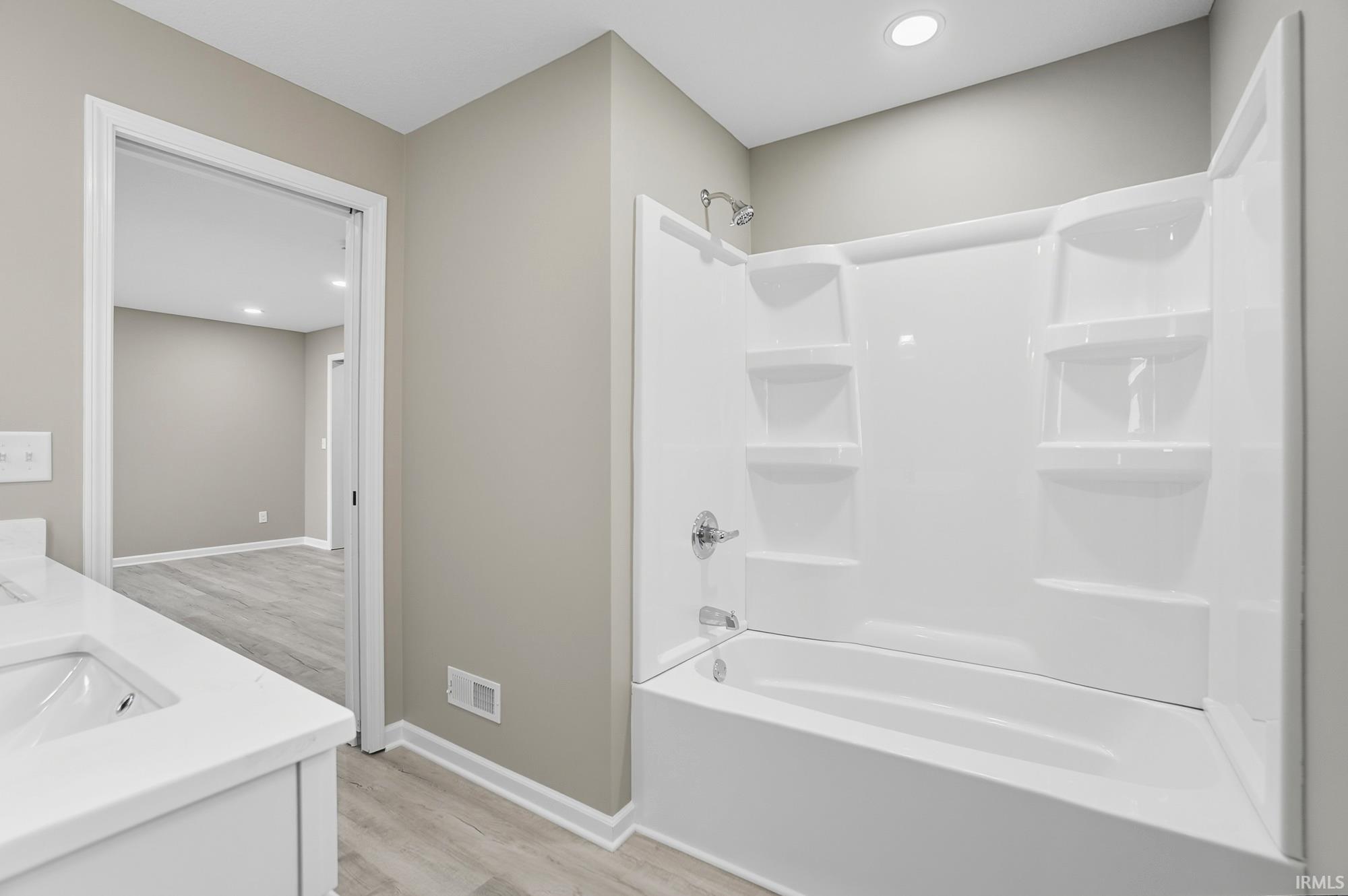 Photo 24 of 2906 Smith Street