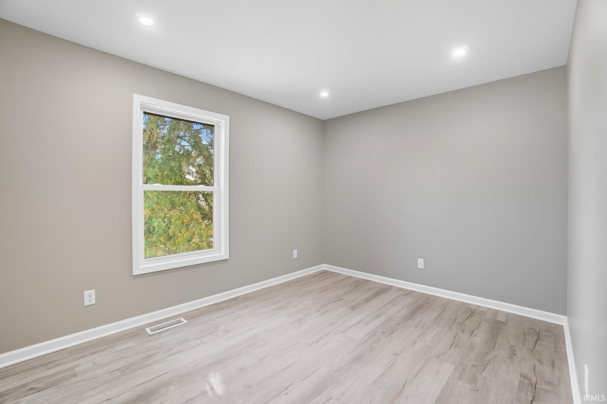 Photo 28 of 2906 Smith Street