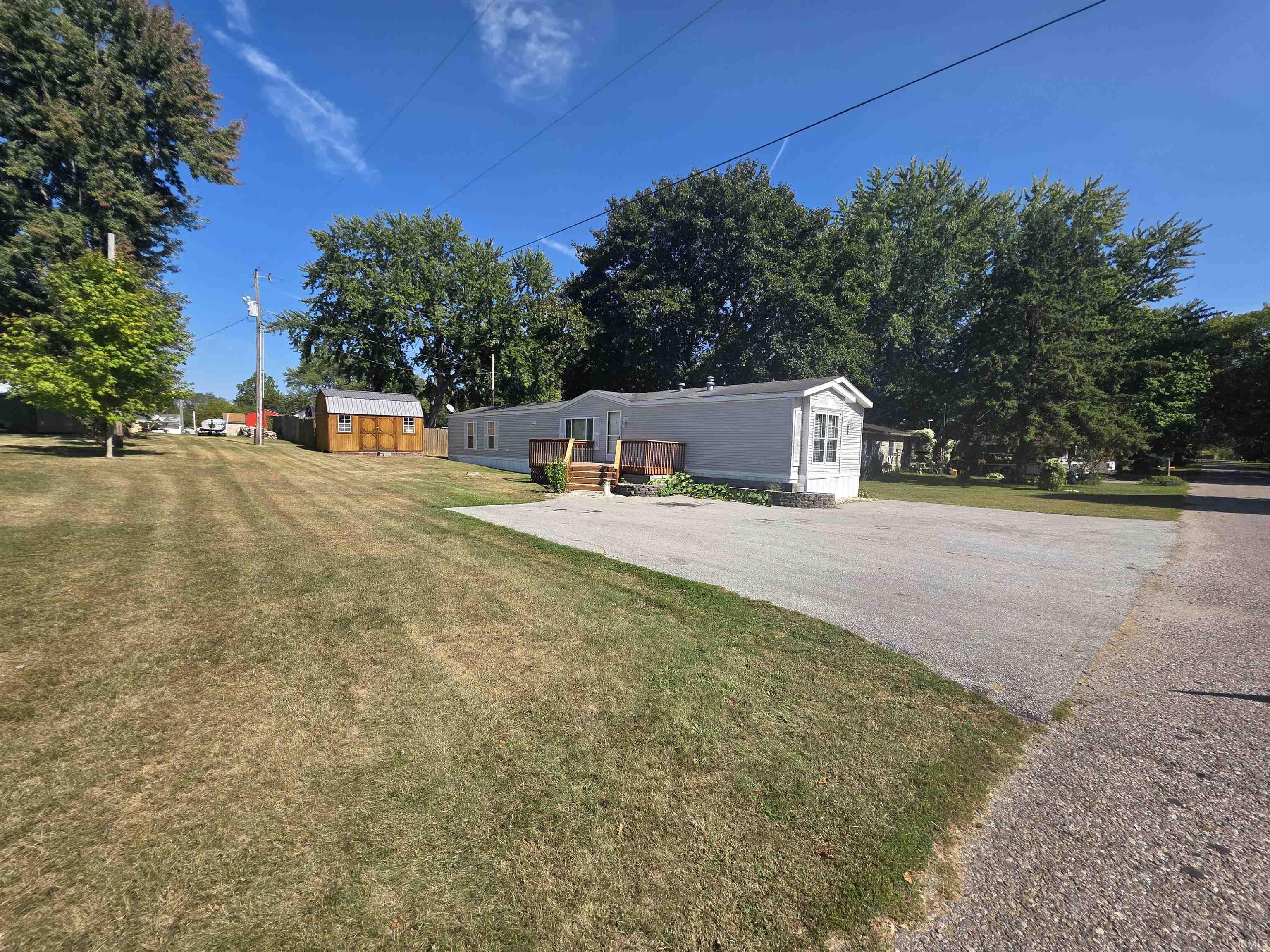 Homes for sale in North Manchester, IN | 31 N Vacation Way, North Manchester, IN 46962 | MLS# 202537157