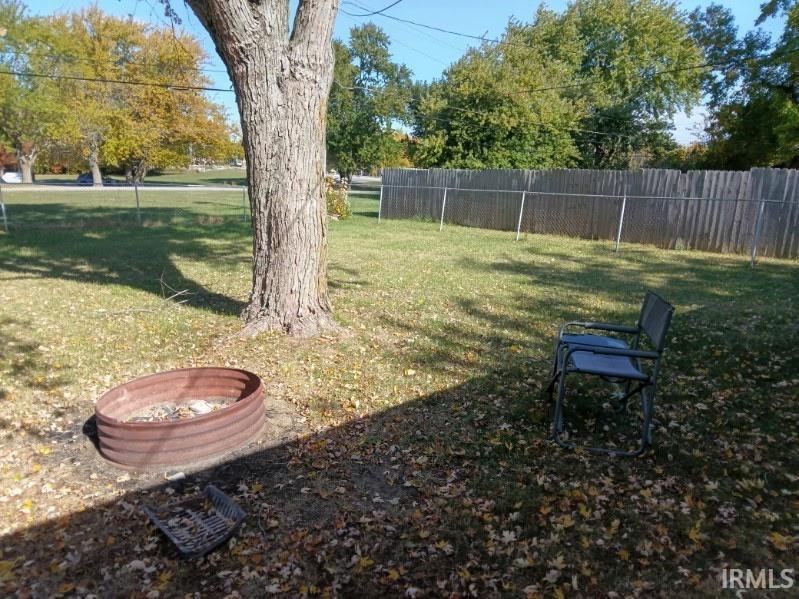 Homes for sale in Frankfort, IN | 654 N Crescent Dr, Frankfort, IN 46041 | MLS# 202537216