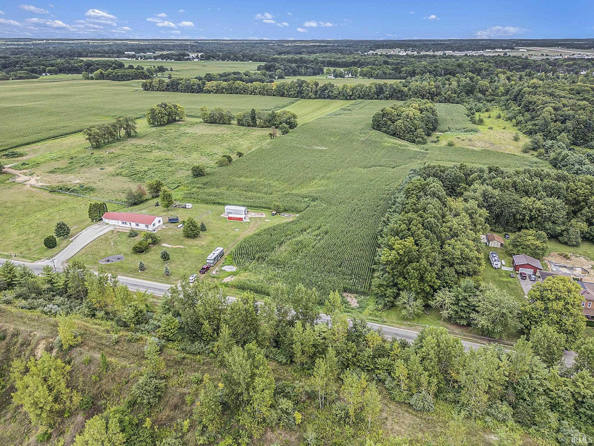 Homes for sale in Warsaw, IN | 3302 N 200 W, Warsaw, IN 46582 | MLS# 202537226