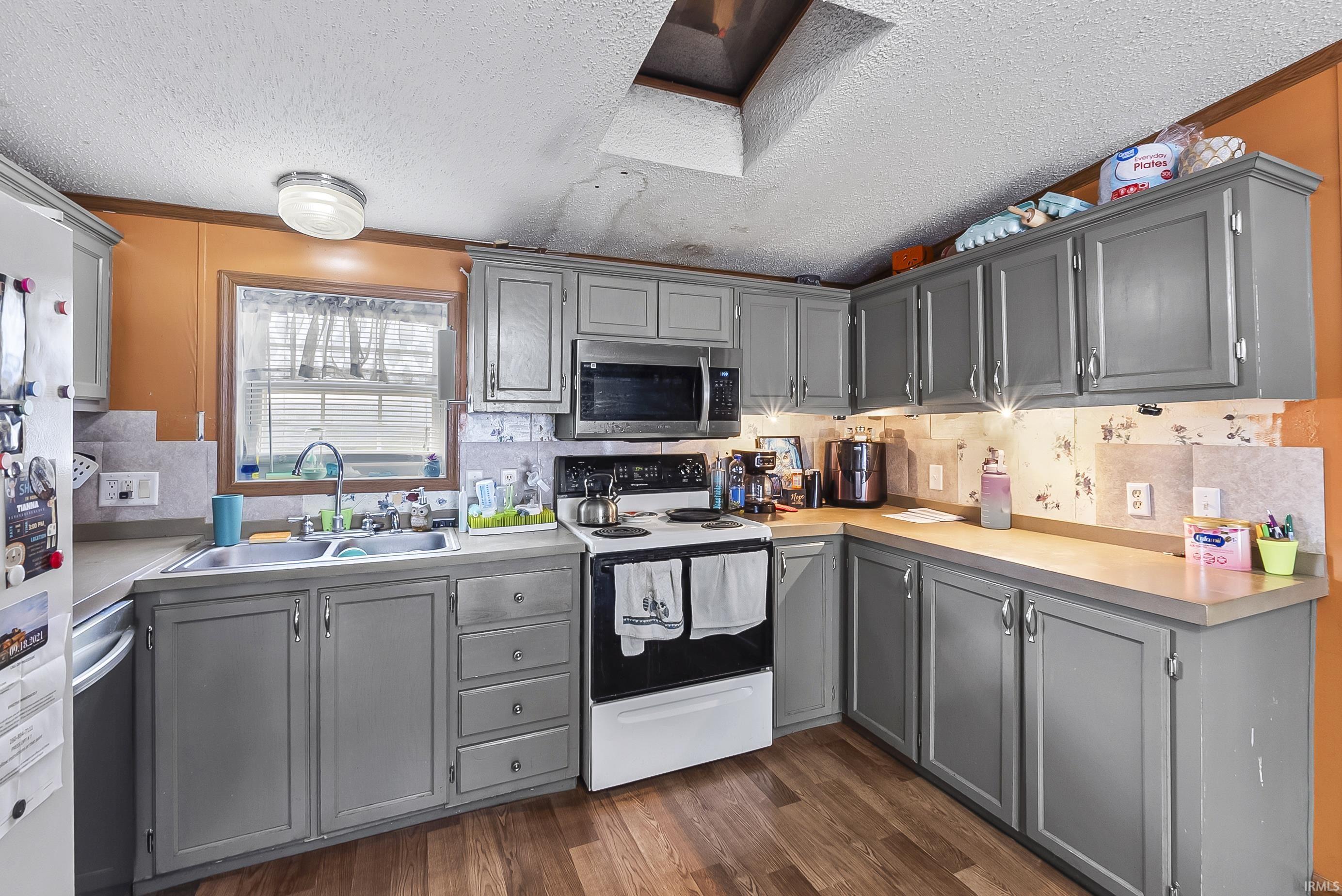 Photo 8 of 9978 N 300 E