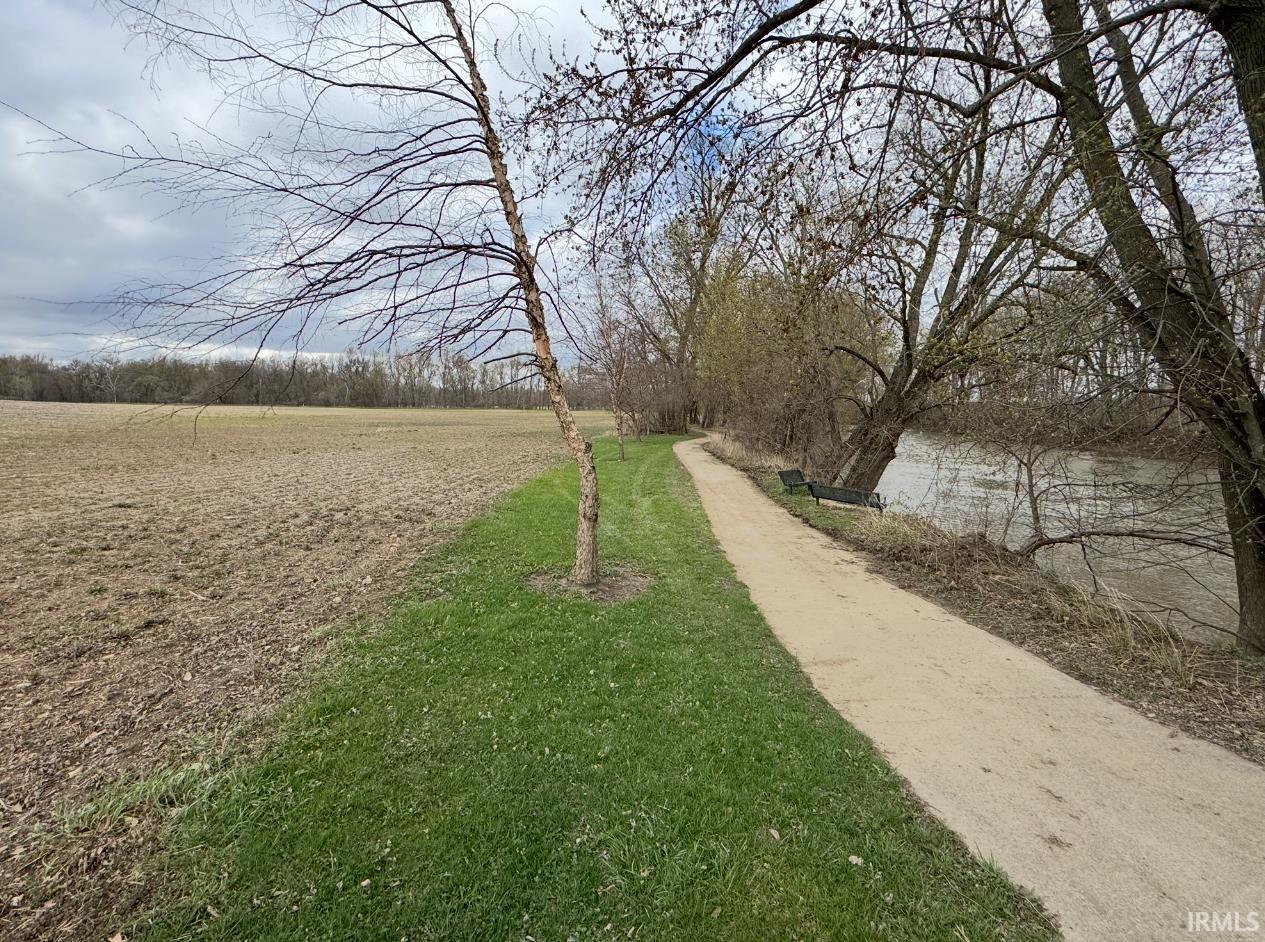 Photo 5 of State Road 1 and CR 64 Road