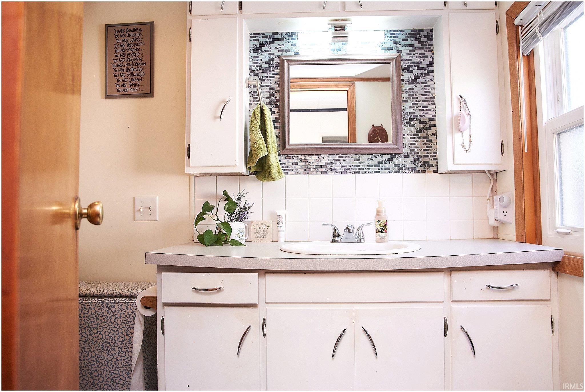 Photo 17 of 720 S Williams Street