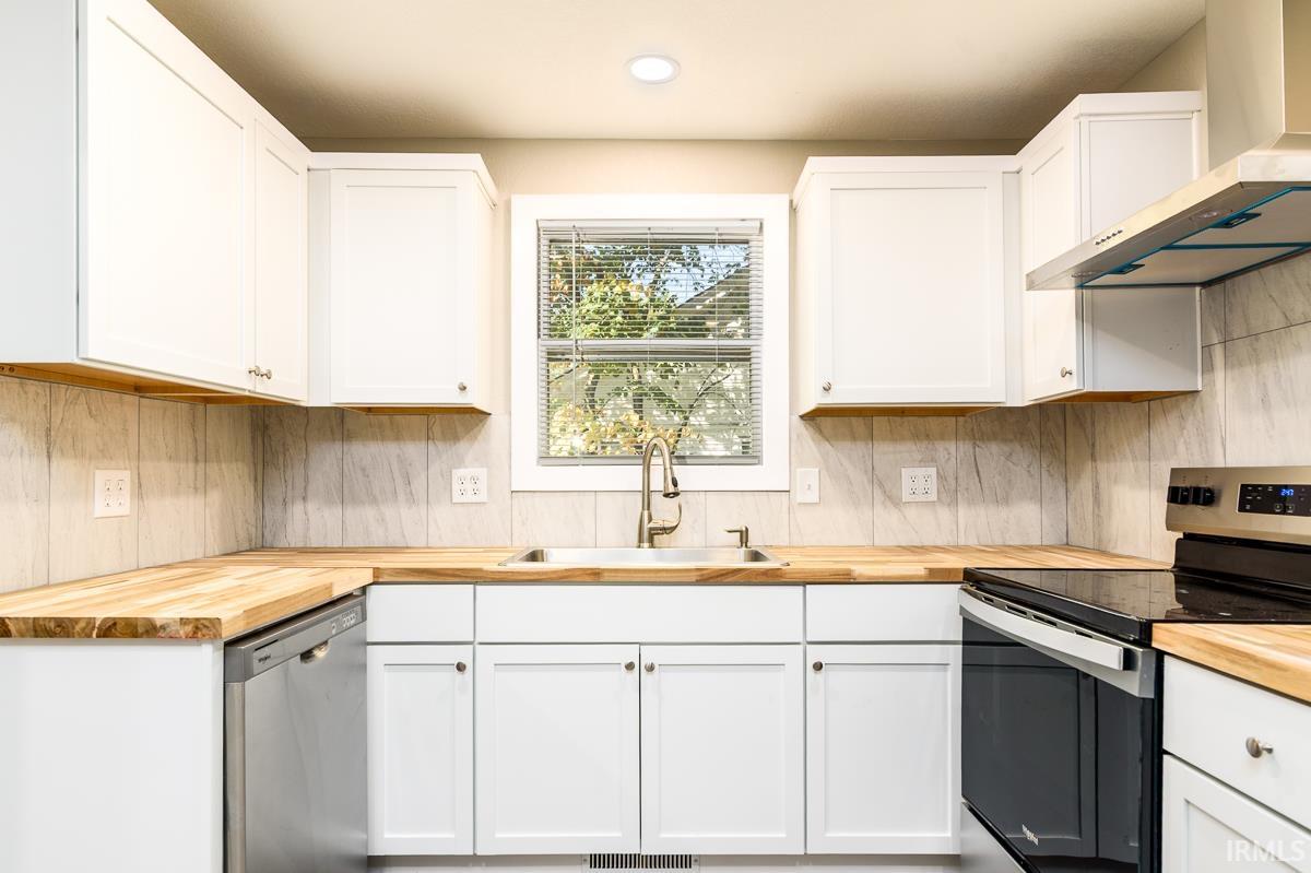 Photo 14 of 818 S Peters Street