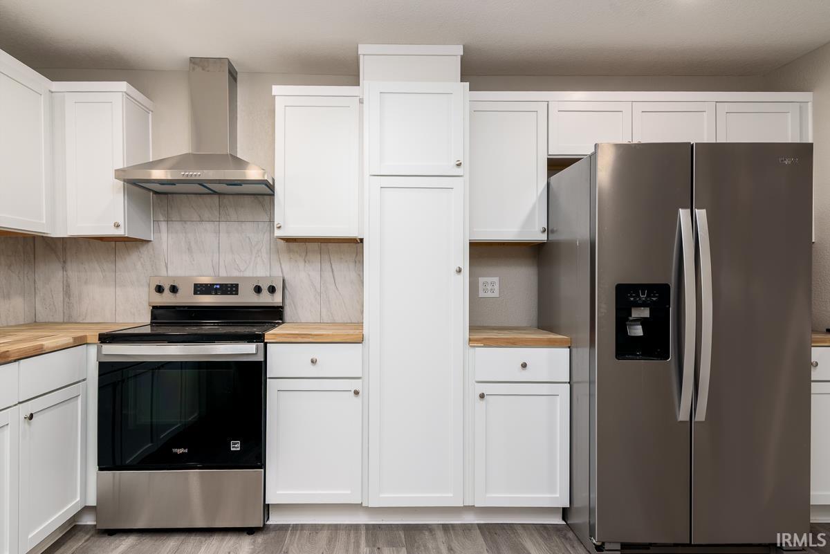 Photo 15 of 818 S Peters Street