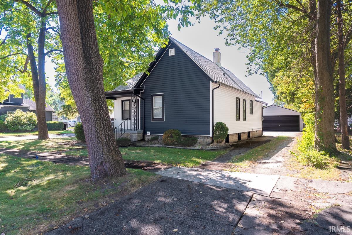 Photo 22 of 818 S Peters Street