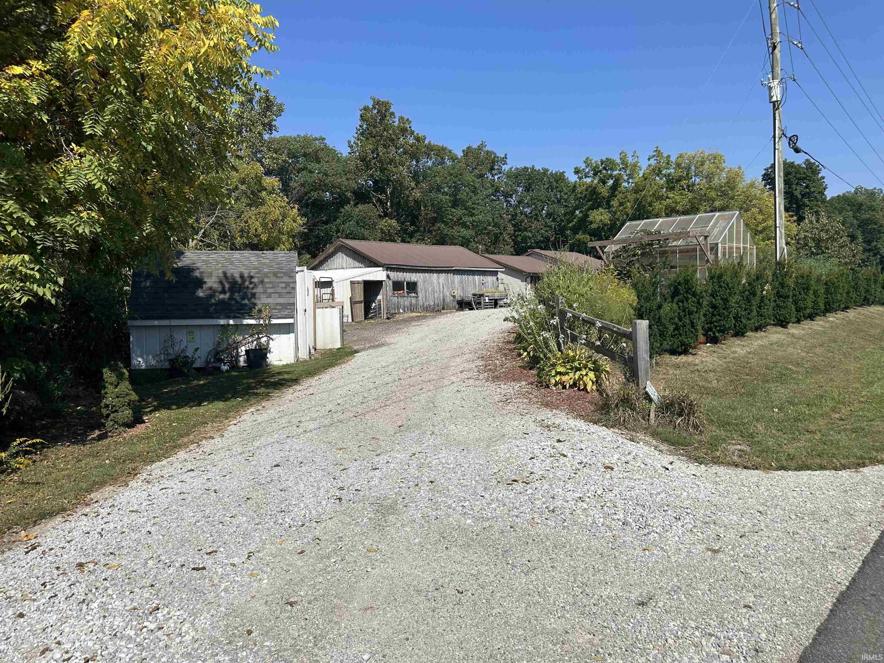 Homes for sale in Veedersburg, IN | 684 E Bonebrake Rd, Veedersburg, IN 47980 | MLS# 202537375