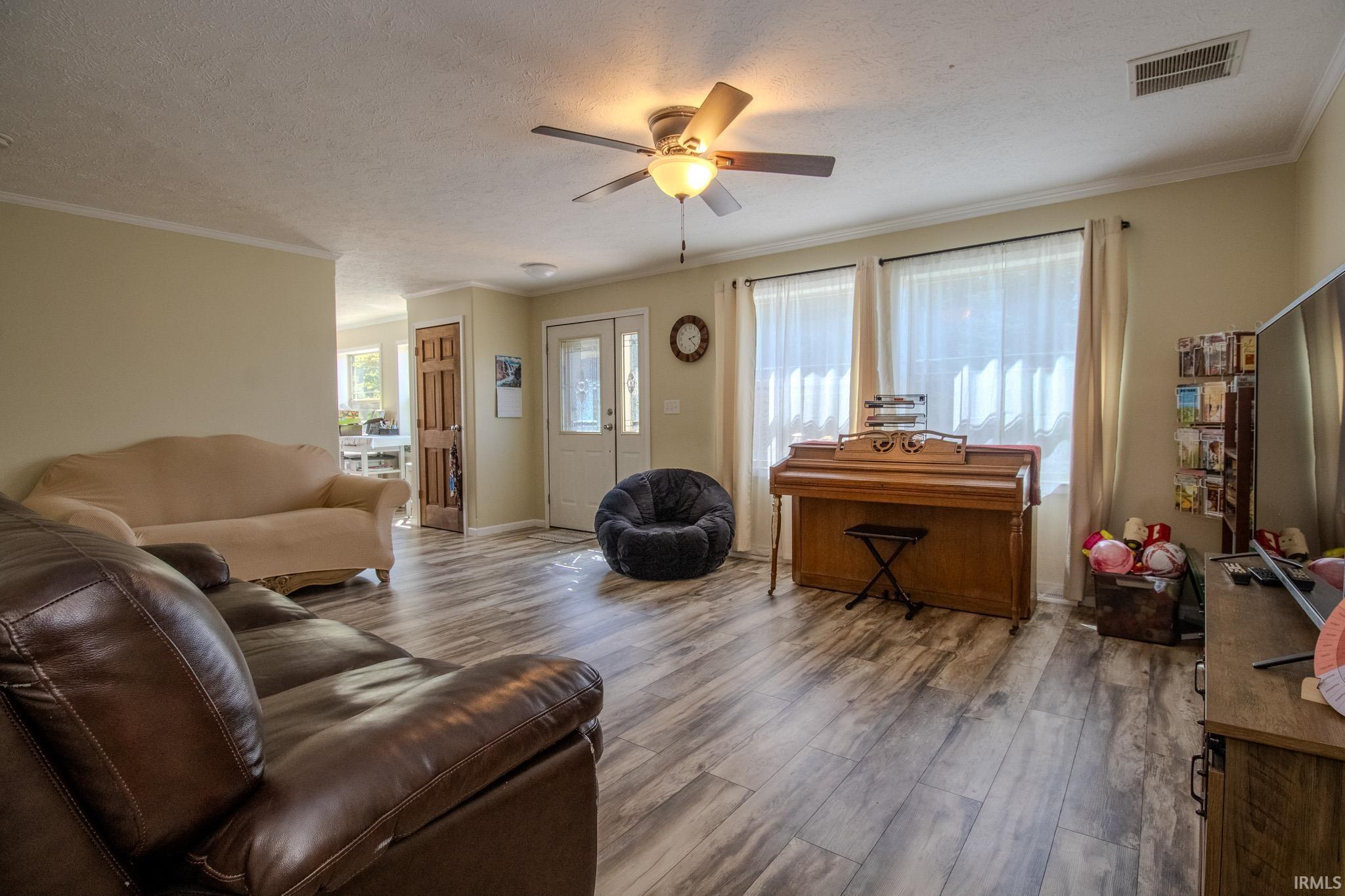 Homes for sale in North Judson, IN | 7200 S 250 W, North Judson, IN 46366 | MLS# 202537401