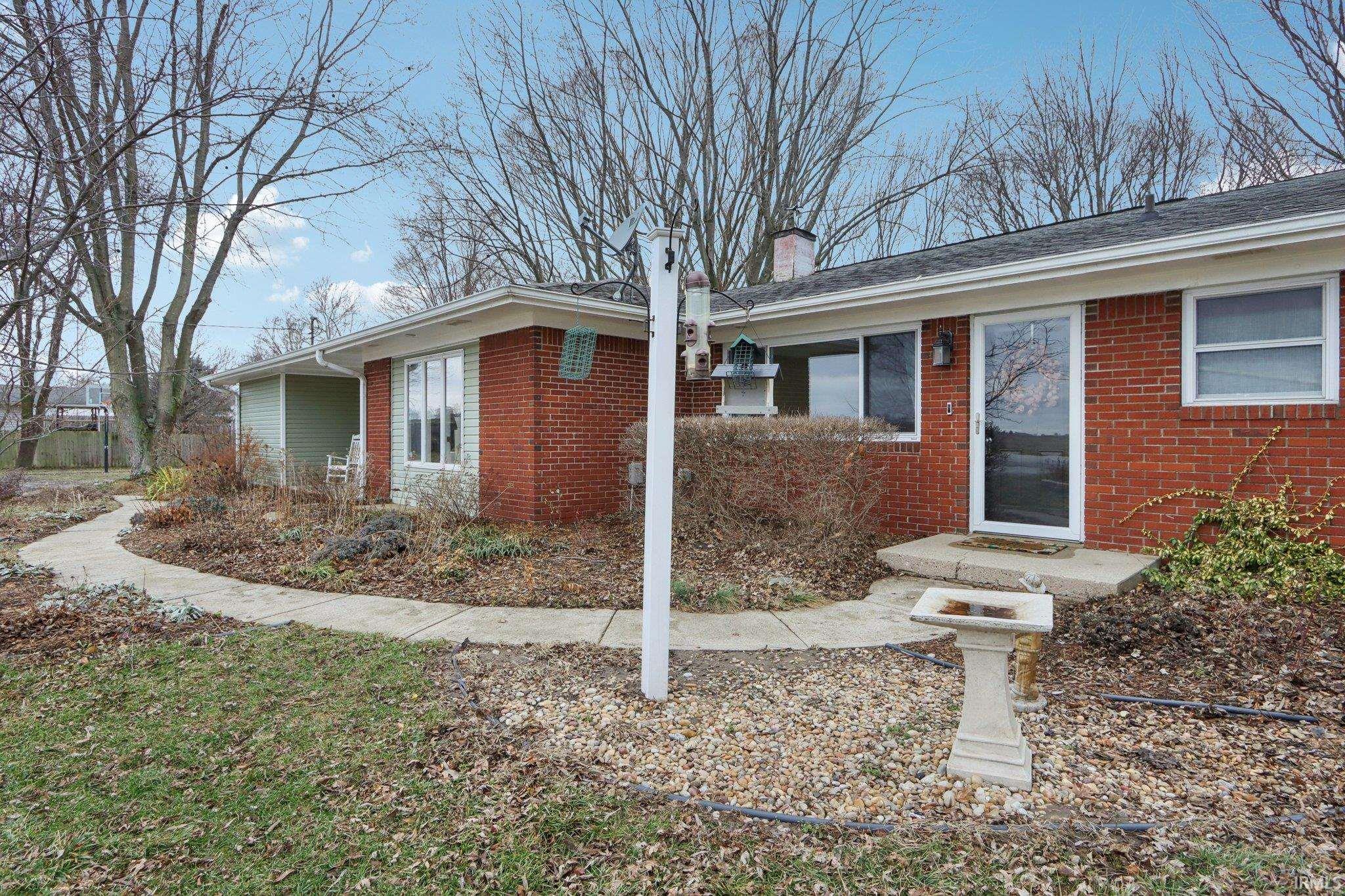 Homes for sale in Frankfort, IN | 6360 In 26 Rd, Frankfort, IN 46041 | MLS# 202537412