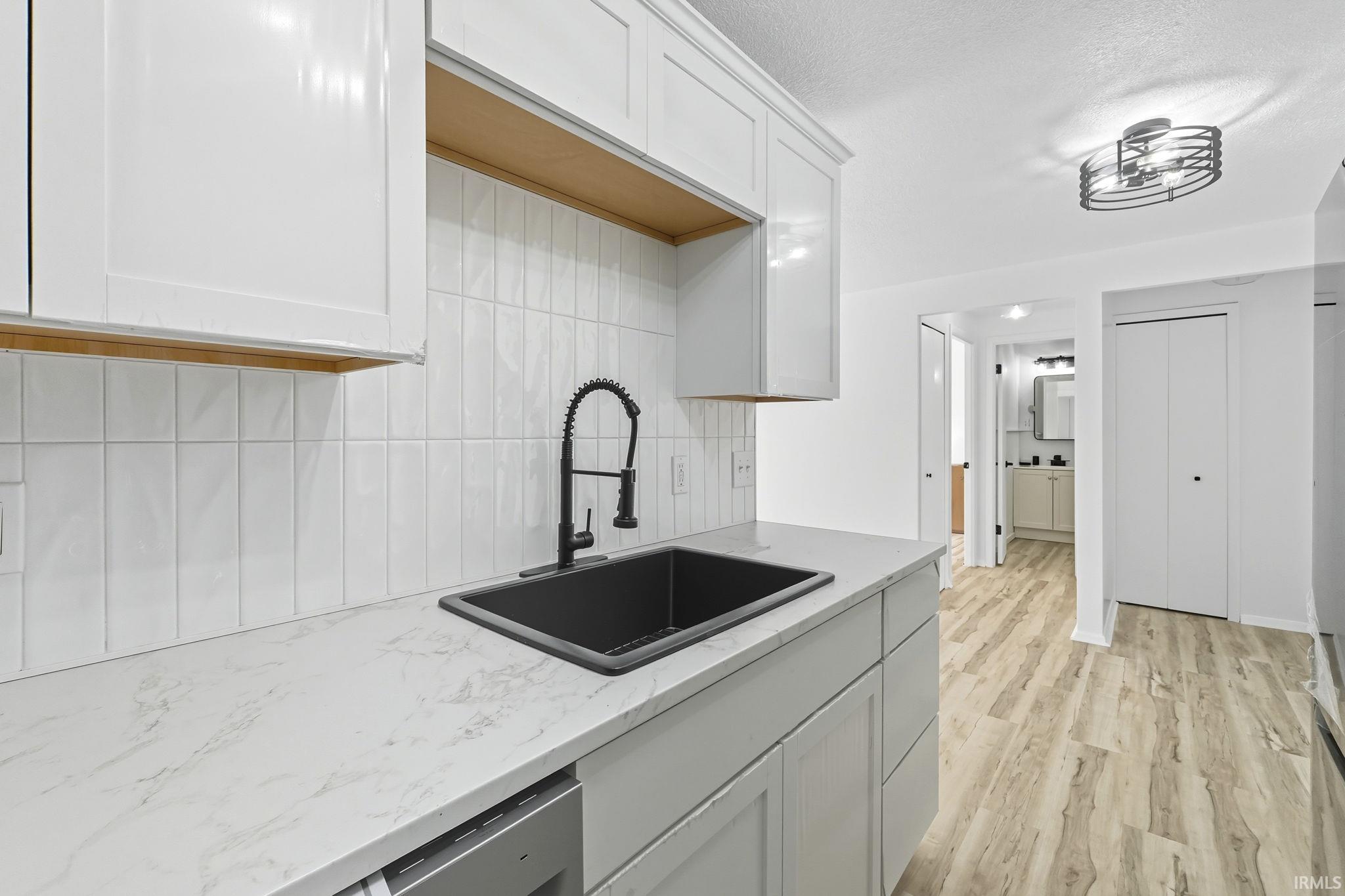 Photo 10 of 2927 Westbrook Drive