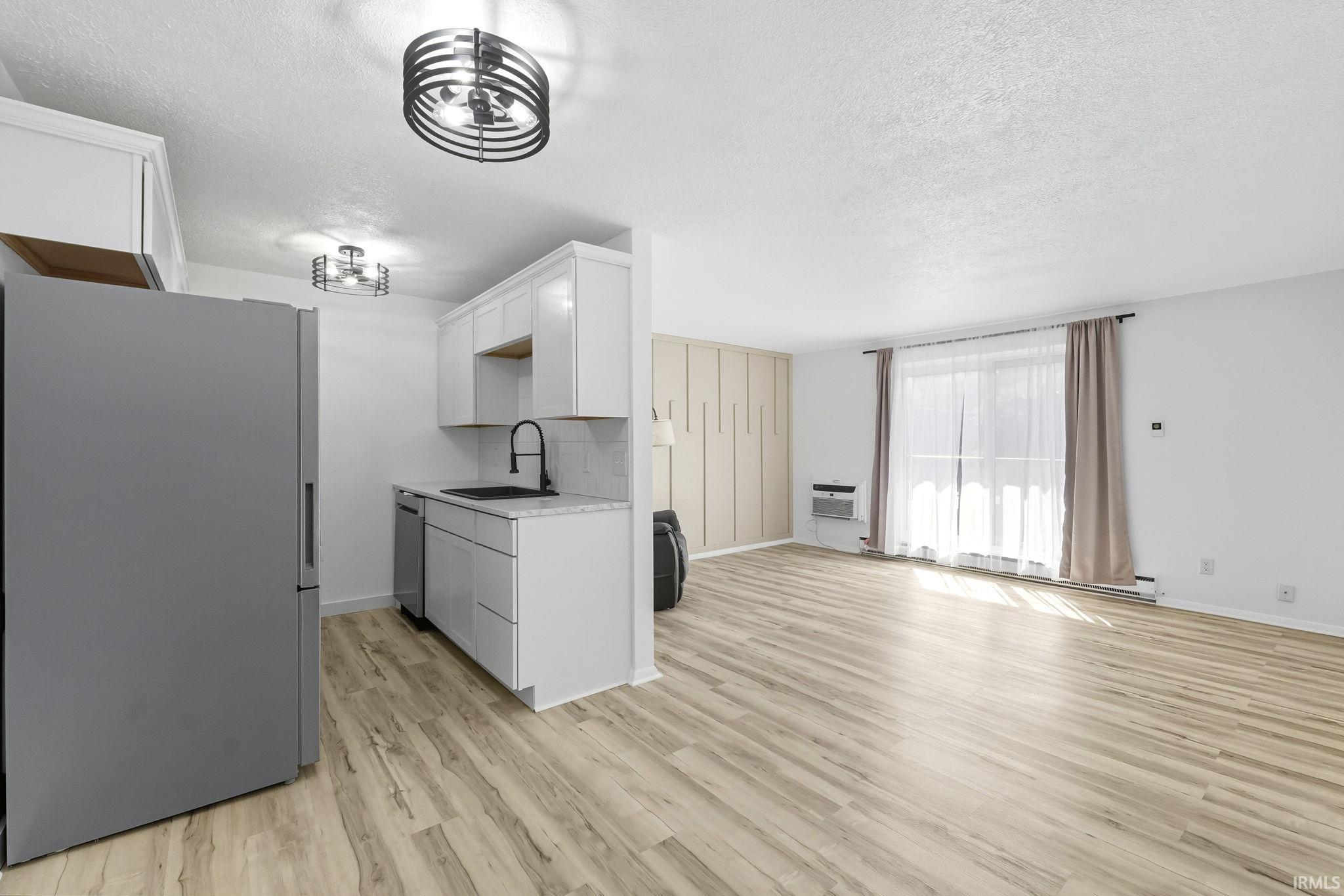 Photo 11 of 2927 Westbrook Drive