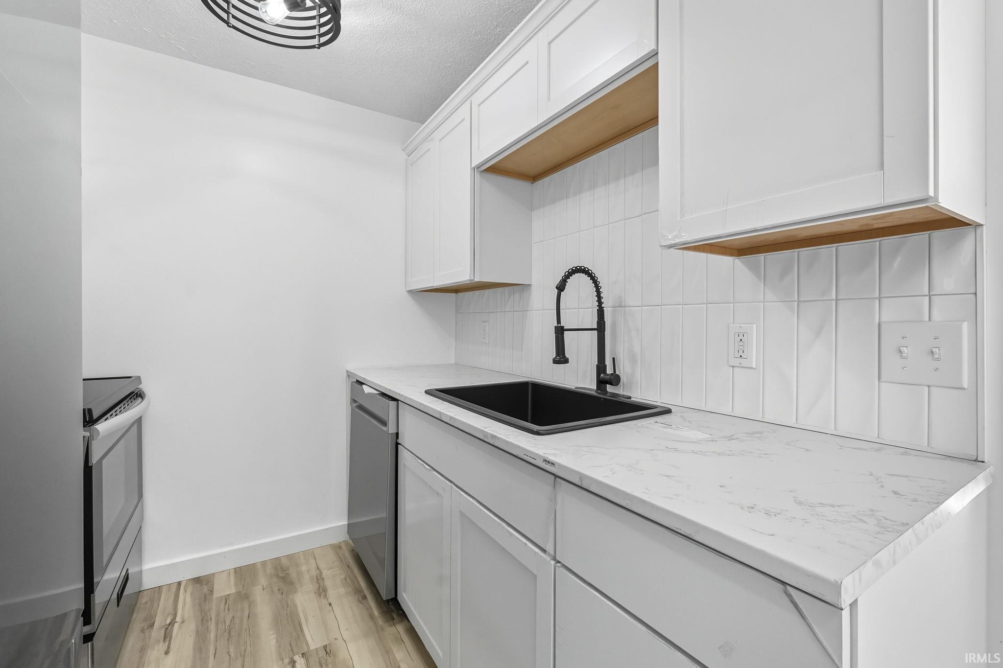 Photo 14 of 2927 Westbrook Drive