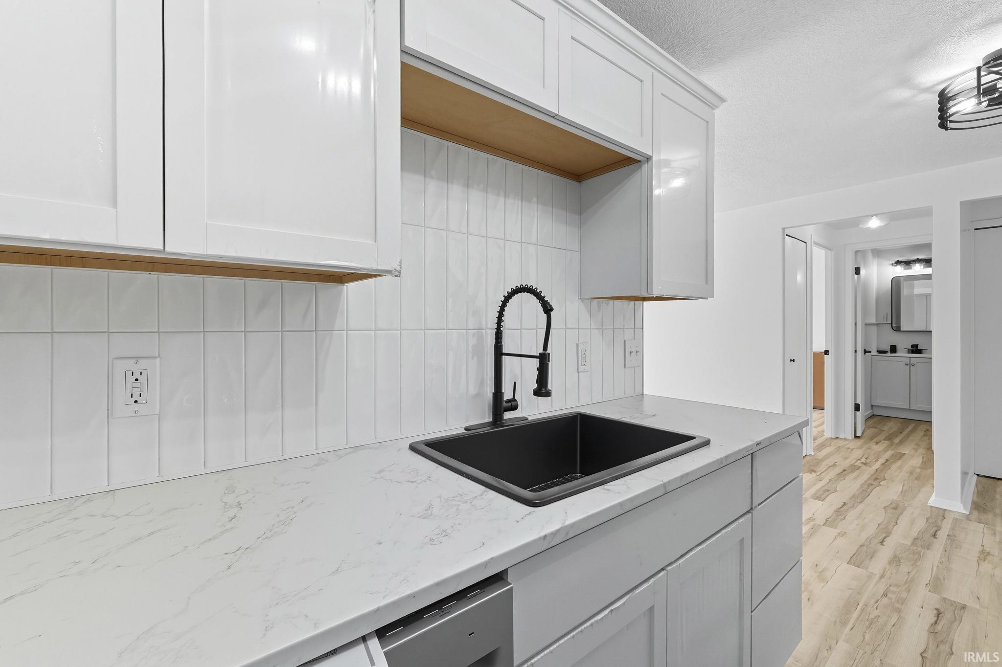 Photo 9 of 2927 Westbrook Drive