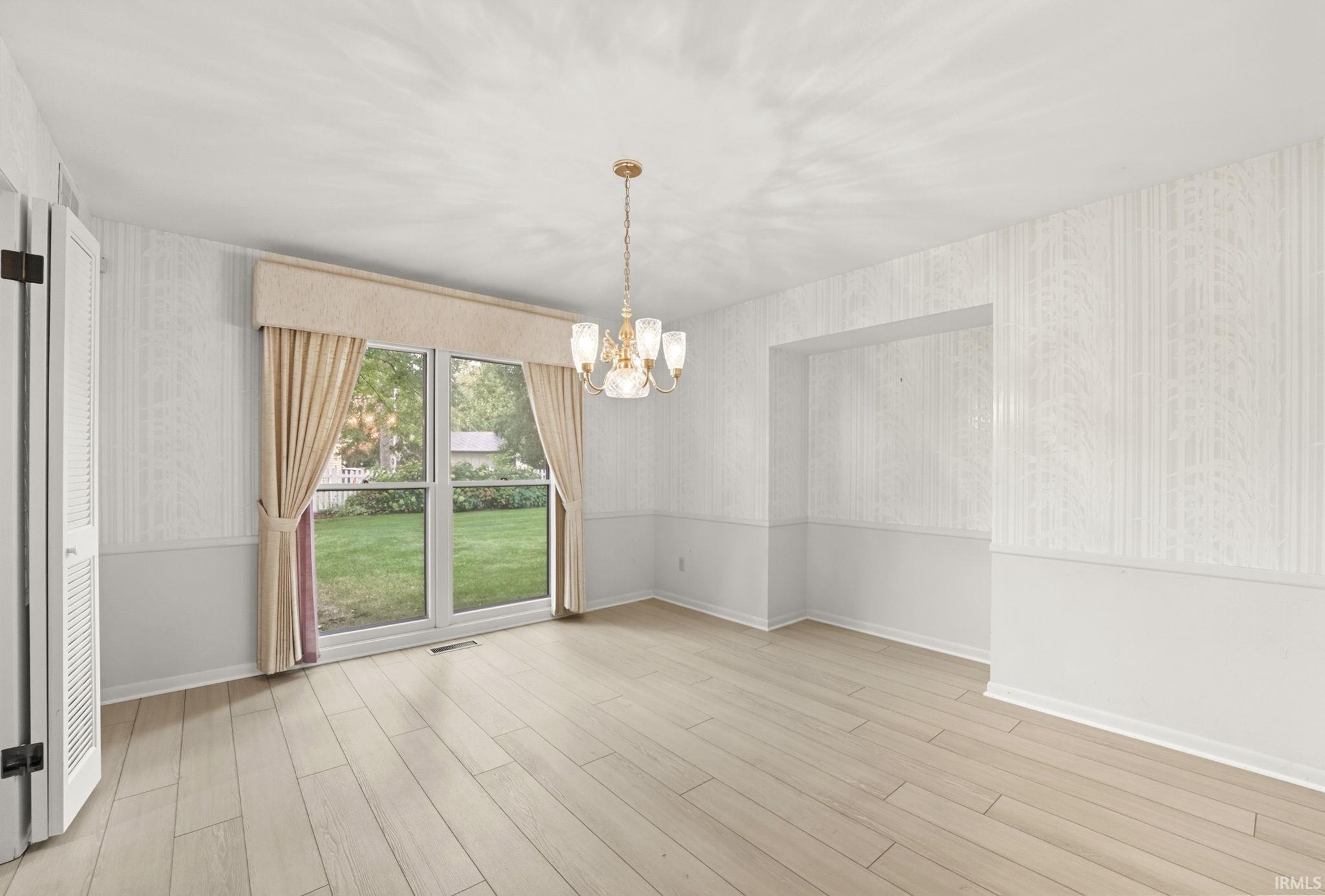 Photo 11 of 5516 Indiana Avenue