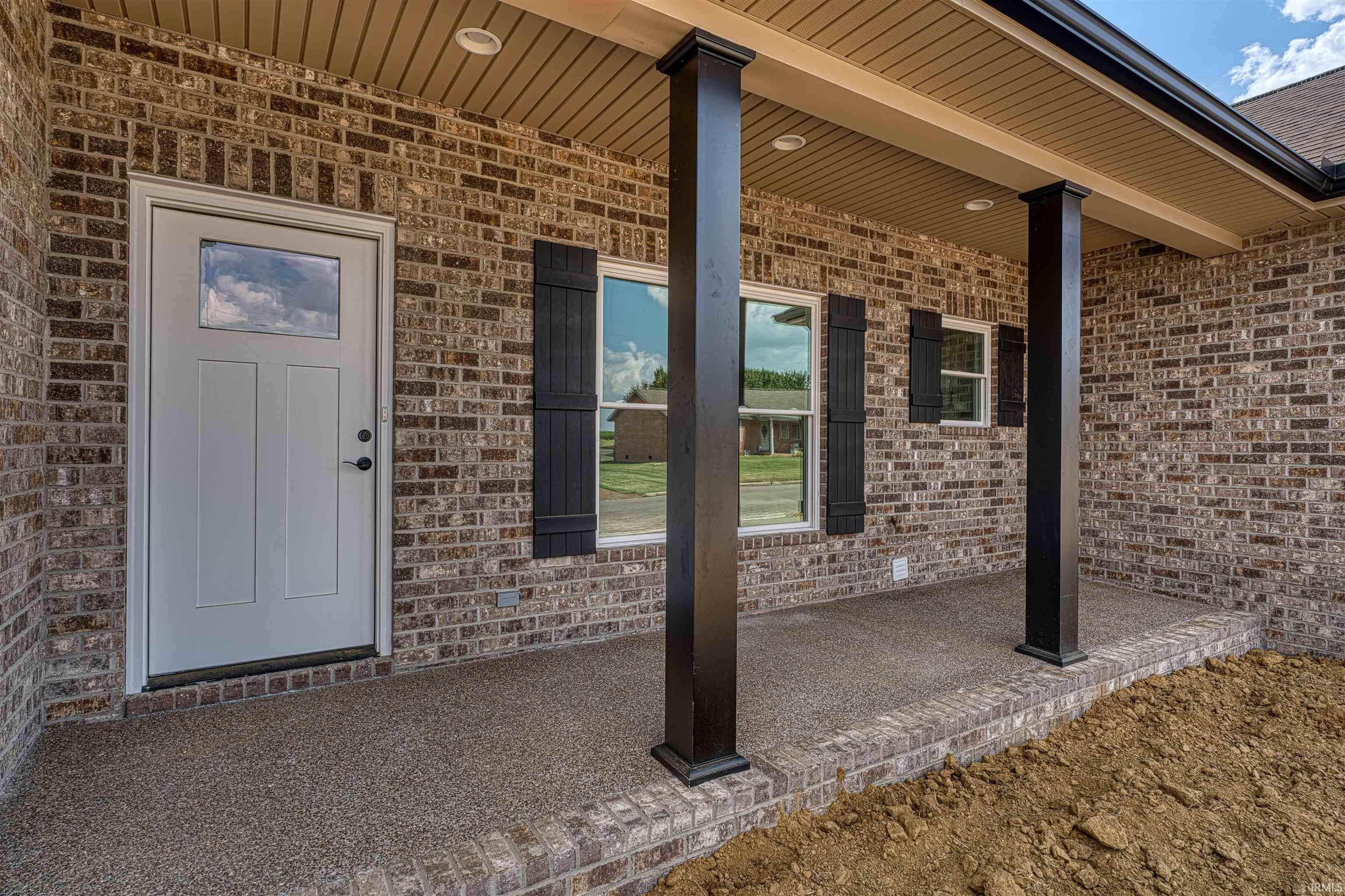 Homes for sale in Mount Vernon, IN | 316 Sunset Dr, Mount Vernon, IN 47620 | MLS# 202537555