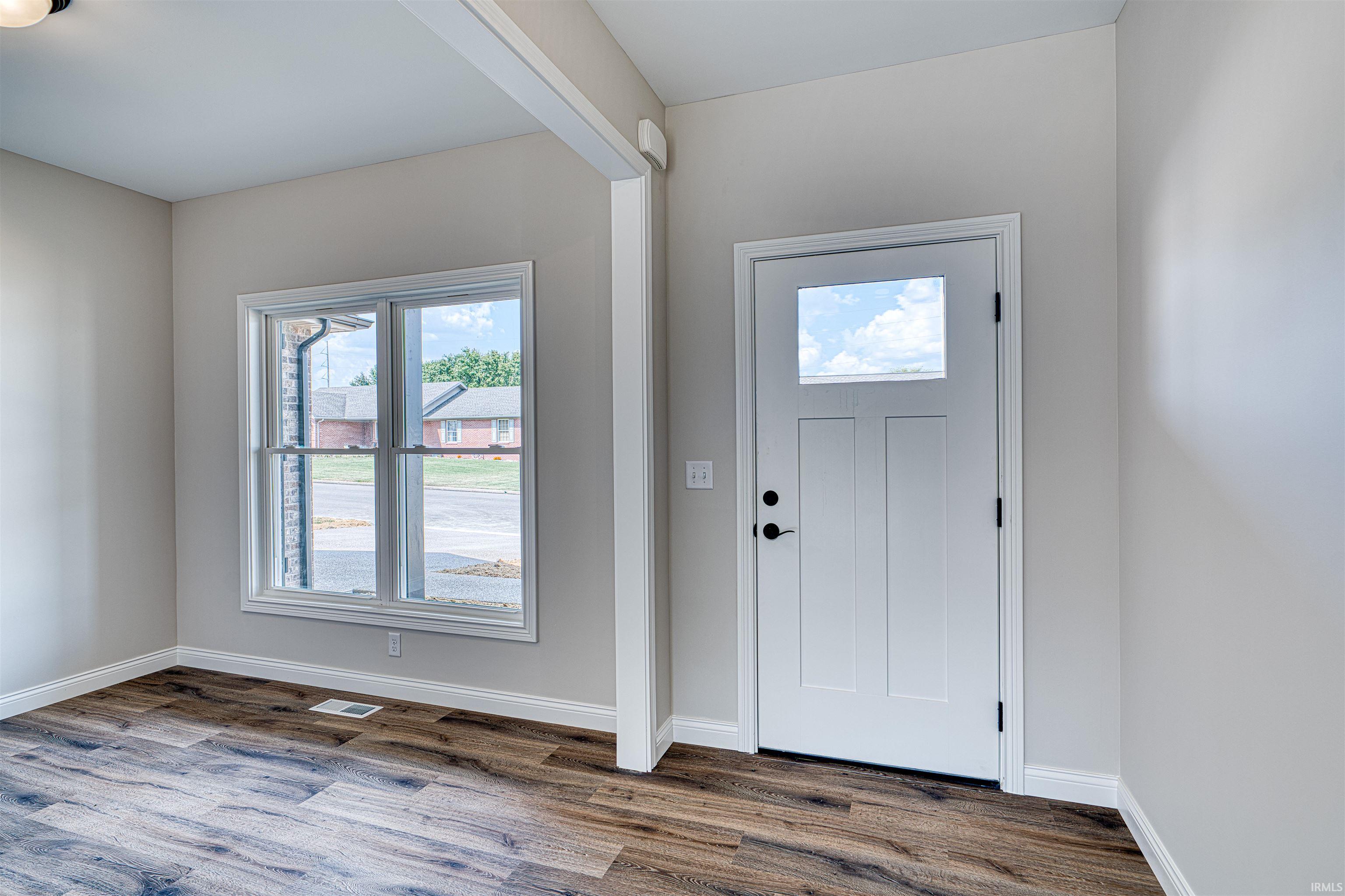 Homes for sale in Mount Vernon, IN | 316 Sunset Dr, Mount Vernon, IN 47620 | MLS# 202537555