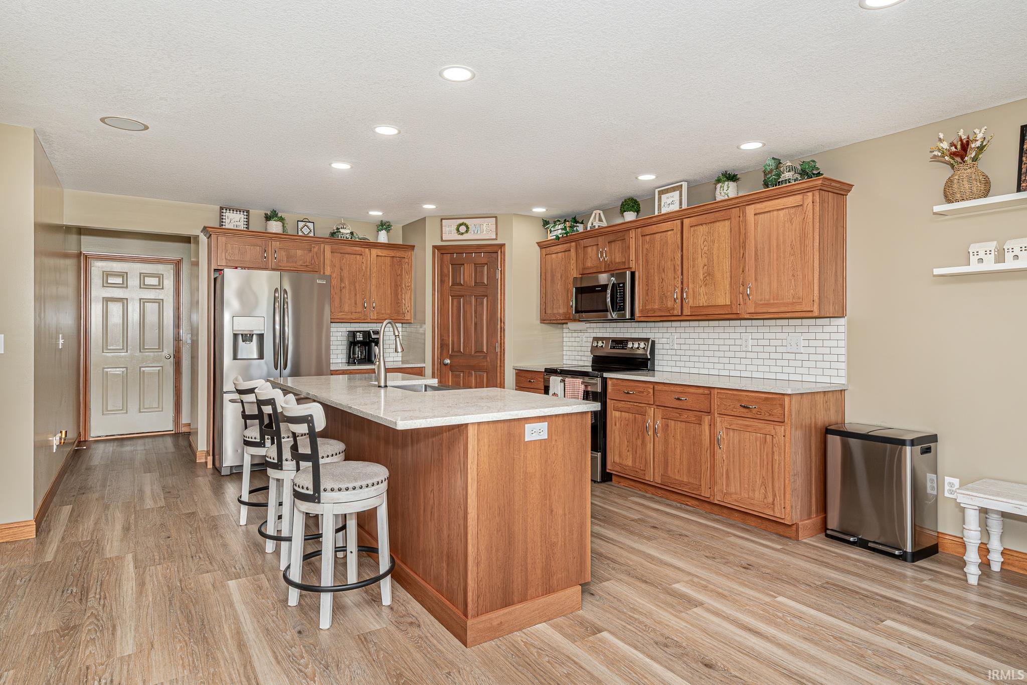 Photo 21 of 1388 W Glenview Court