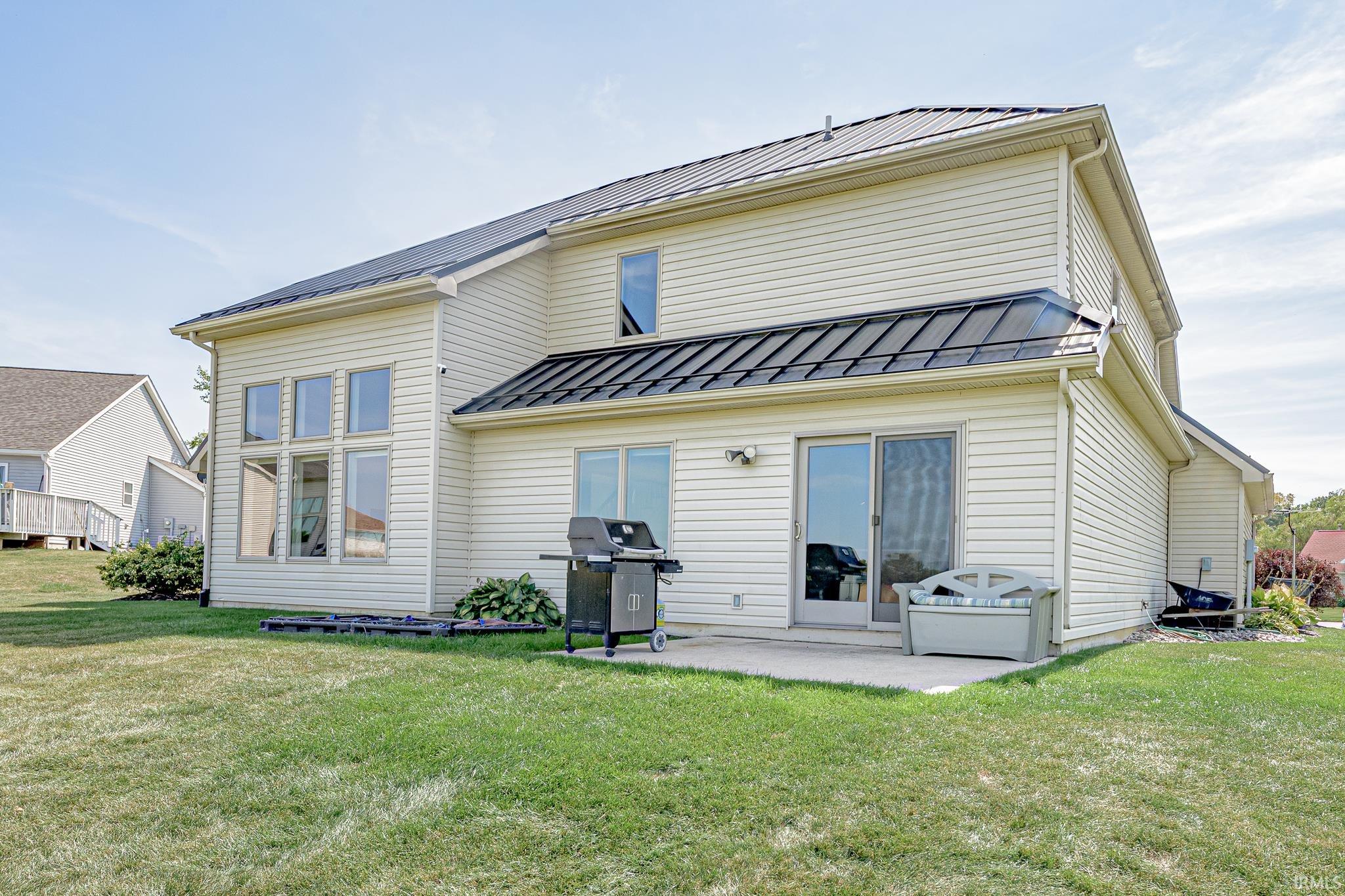 1388 W Glenview Court