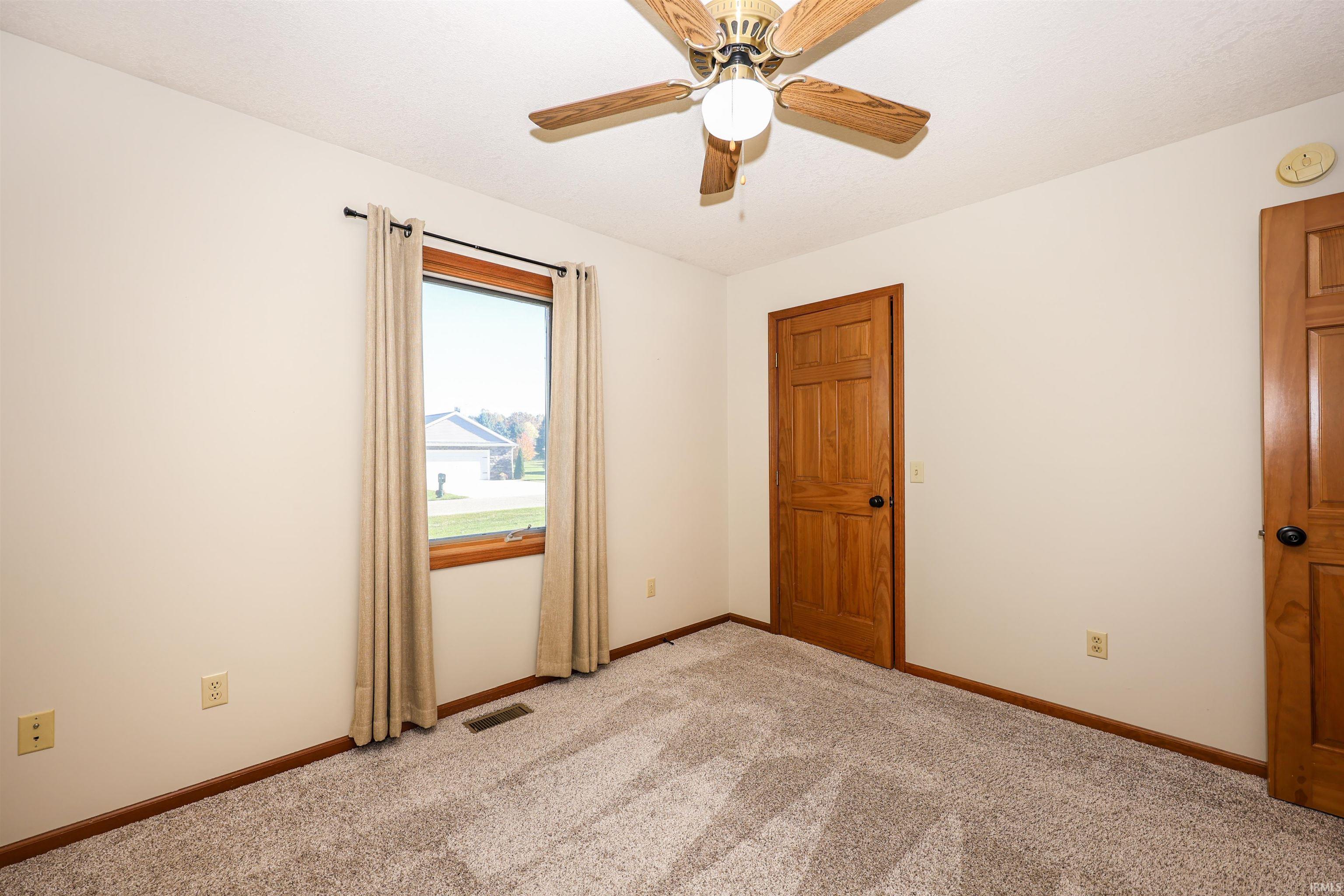 Photo 20 of 865 N 280 W