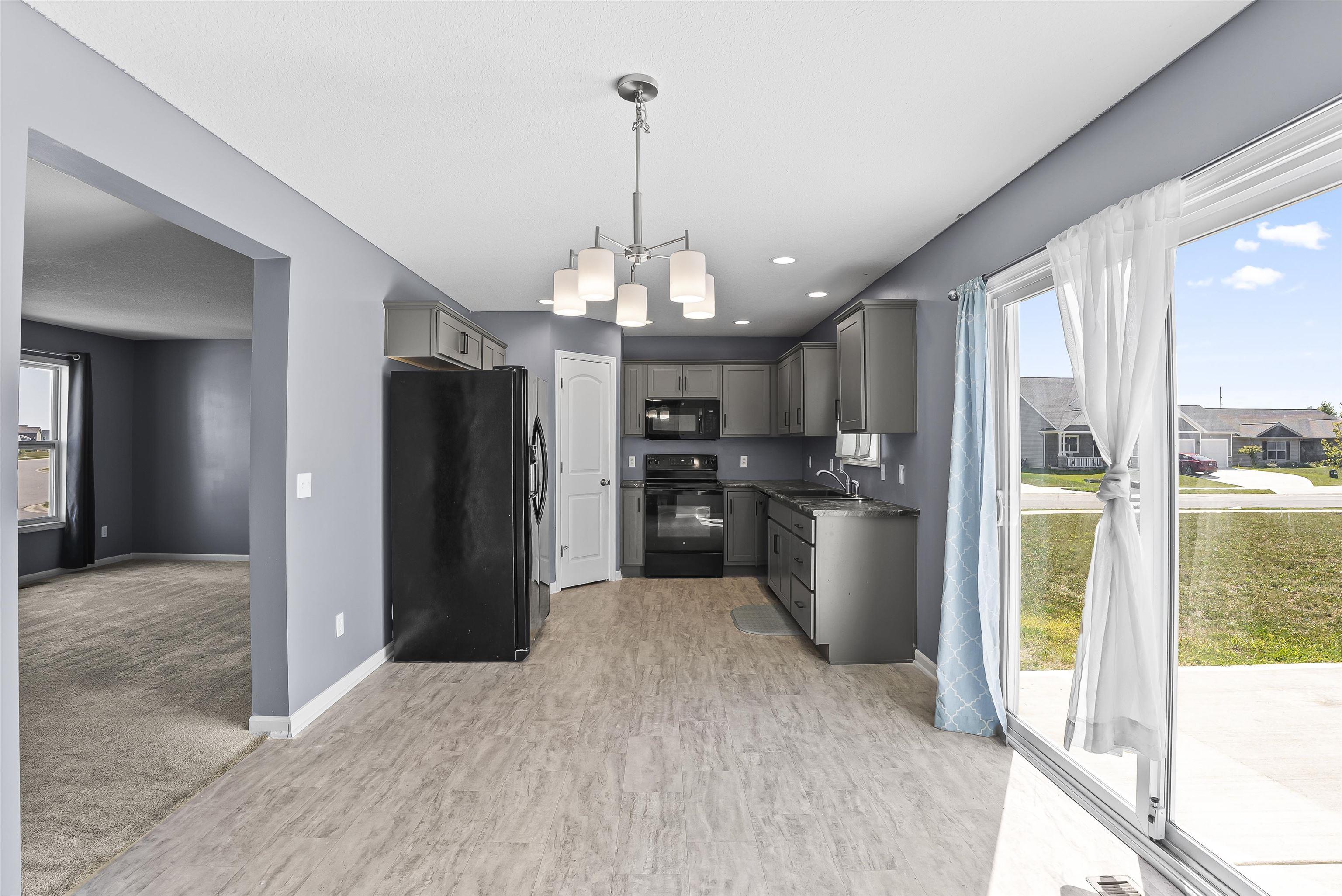 Photo 8 of 12921 Slash Pass