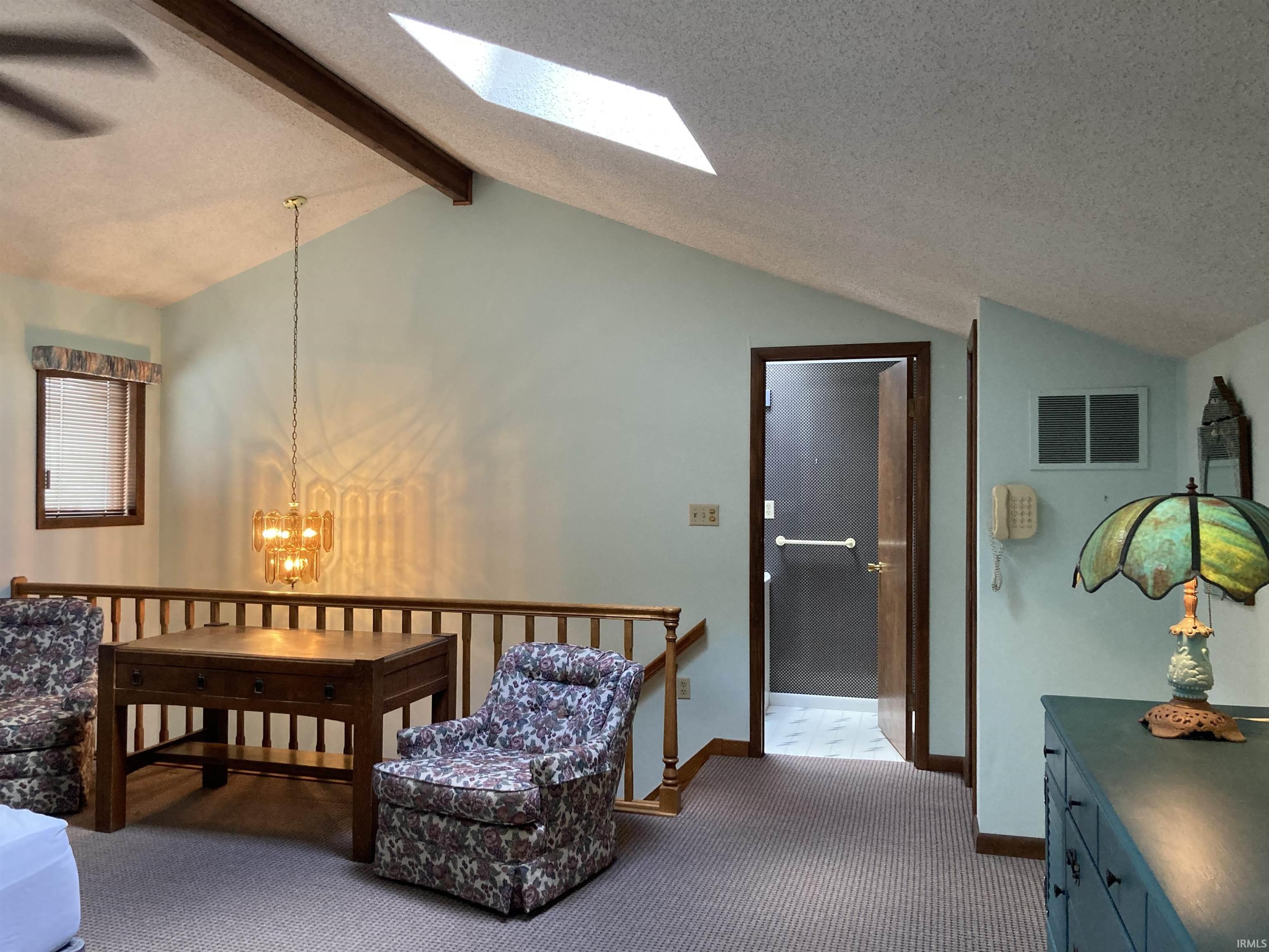 Photo 11 of 109 Hillcrest Road