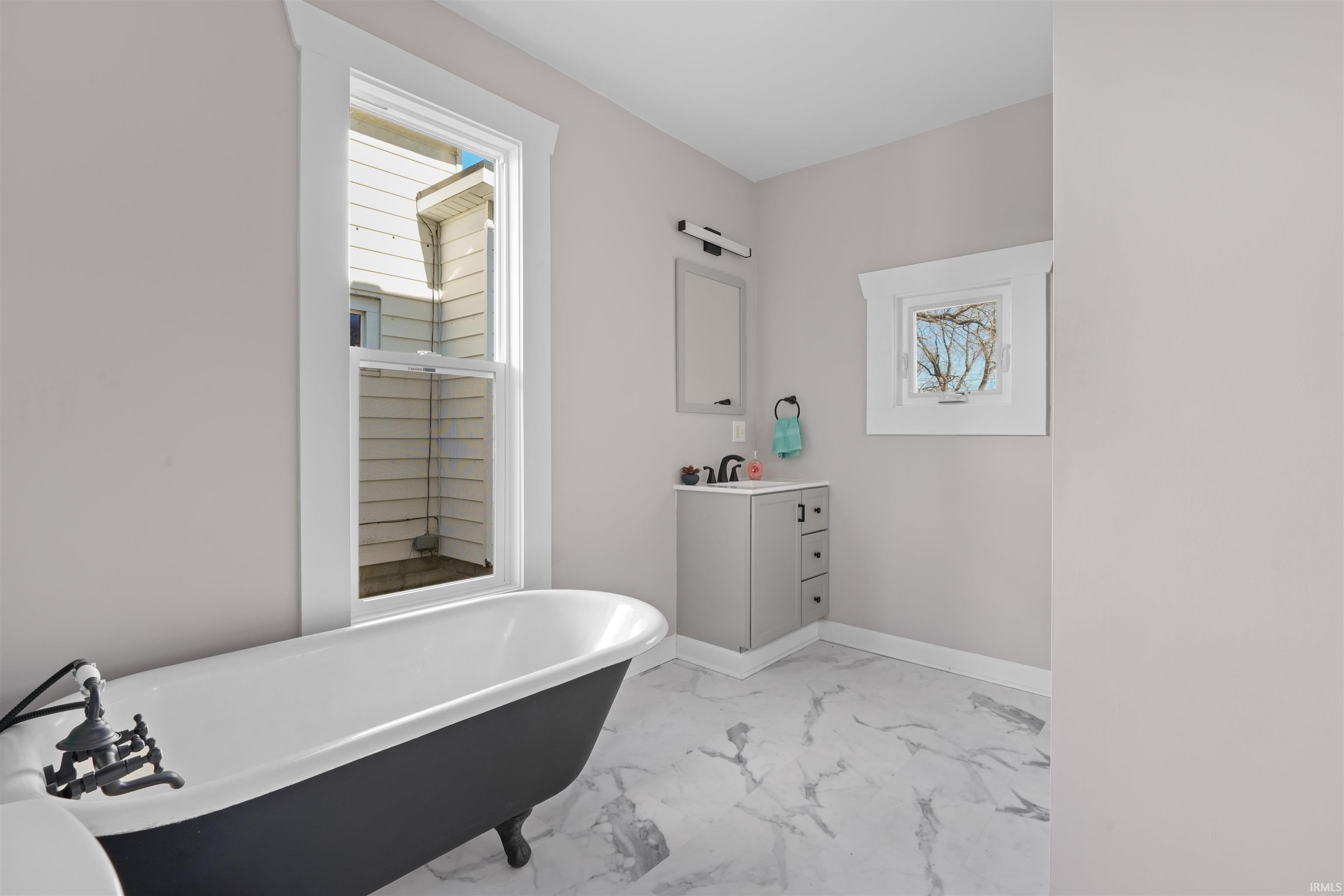 Photo 16 of 310 N Chauncey Street