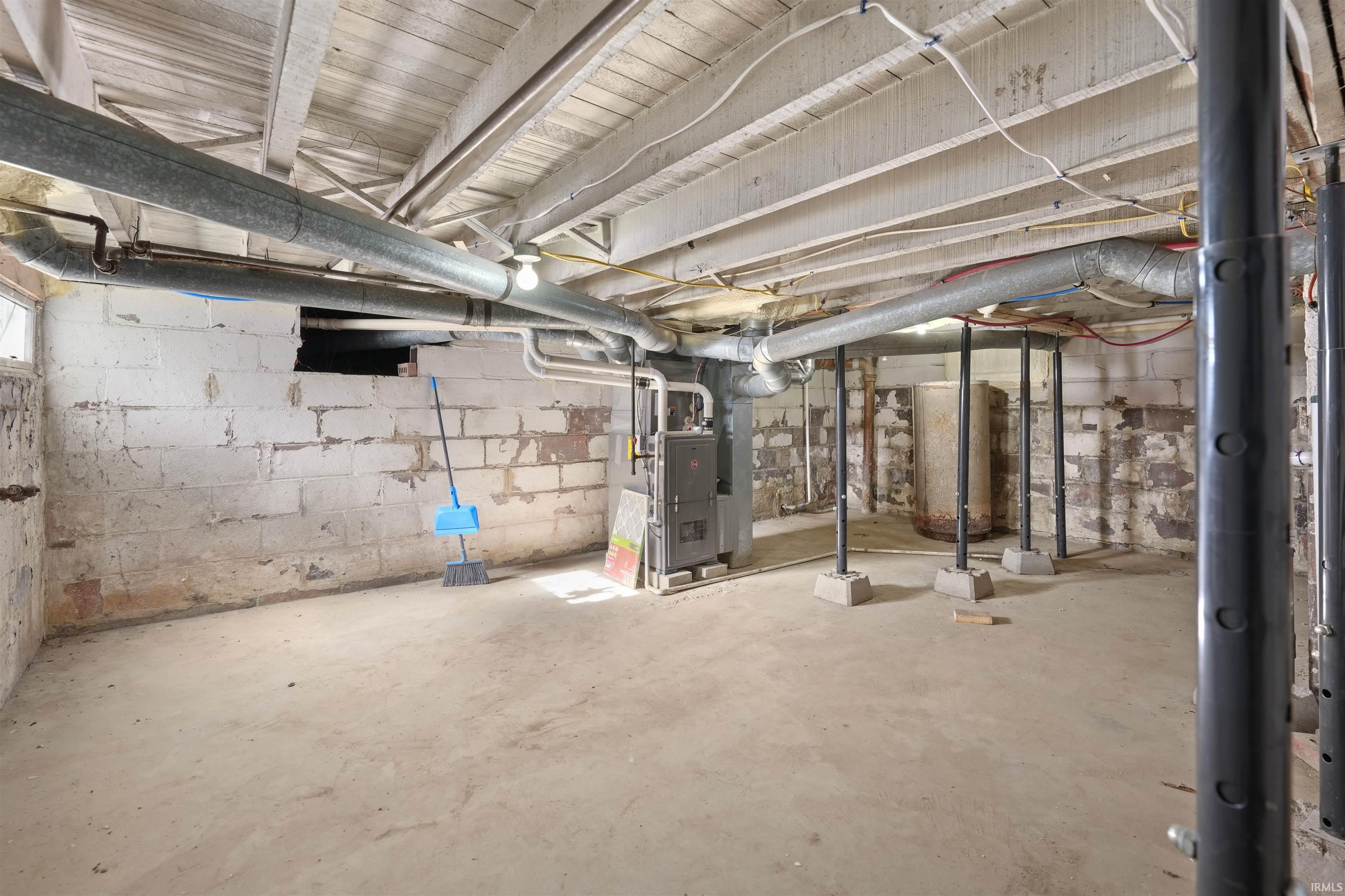 Photo 35 of 310 N Chauncey Street