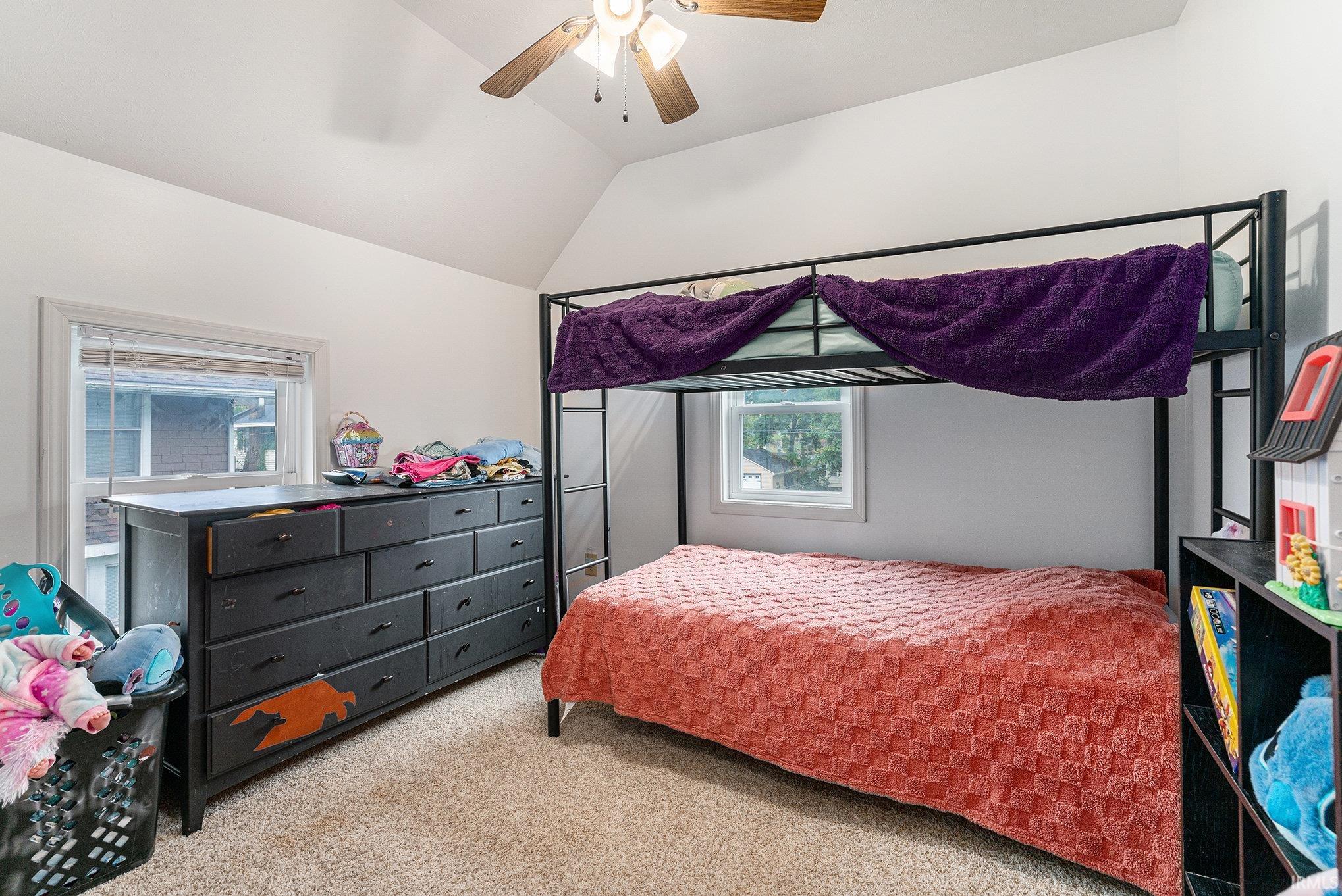 Photo 12 of 710 Kilbourn Street