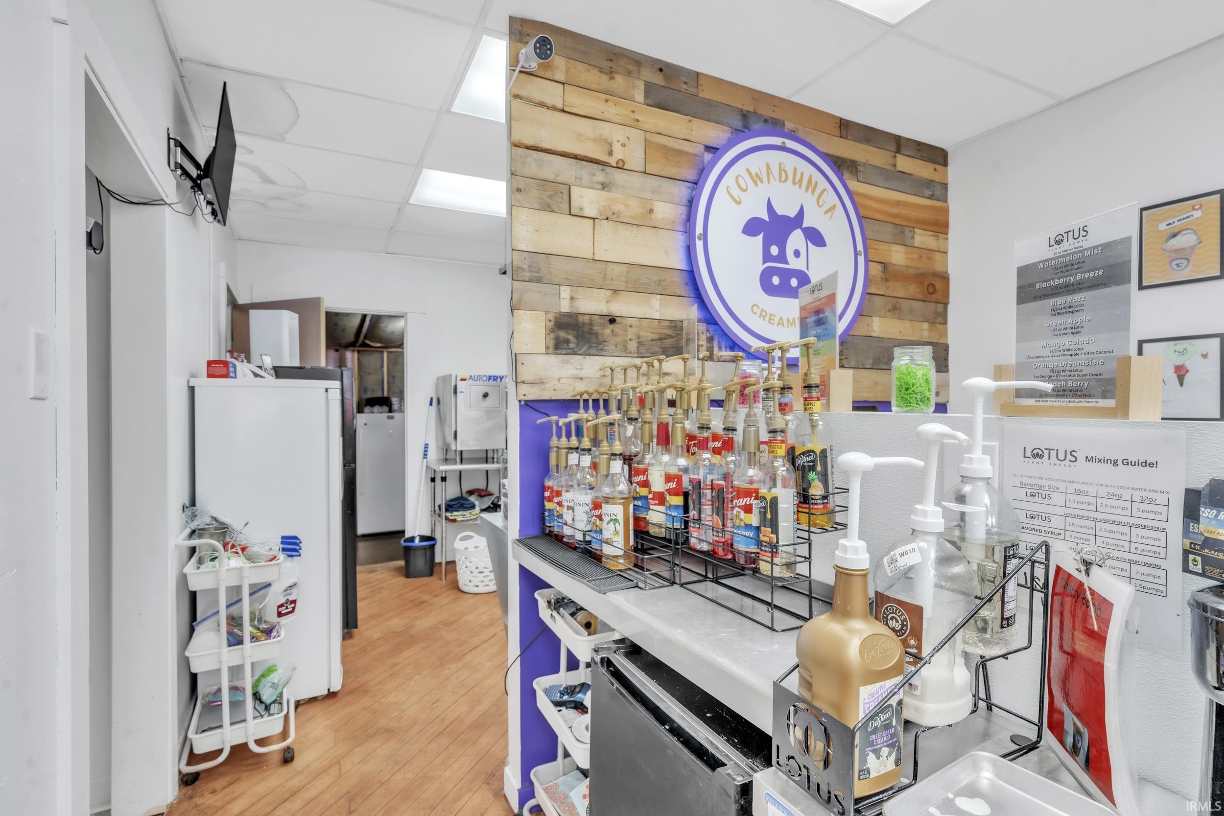 Photo 23 of 118 E Main Street