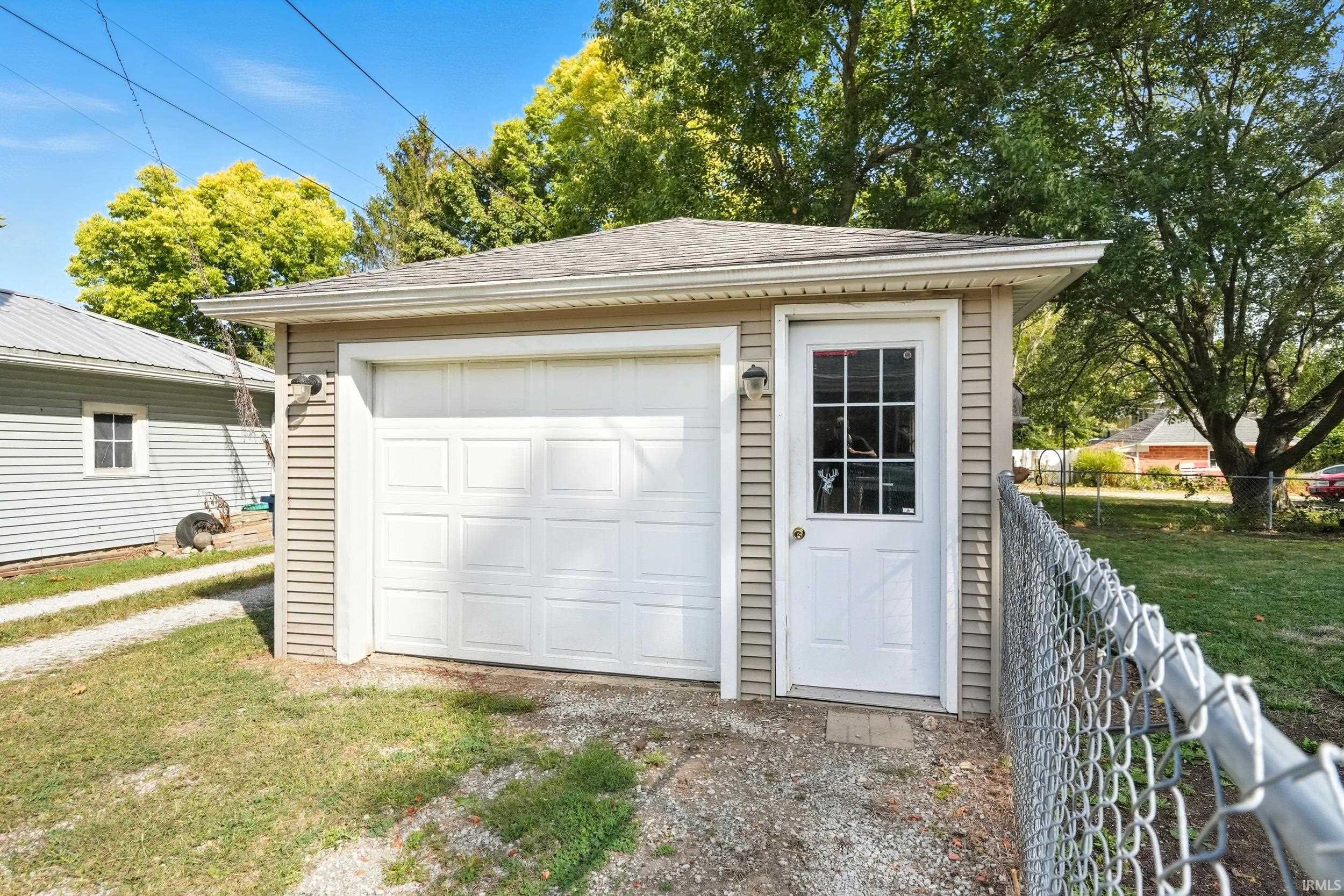 Photo 27 of 408 Miami Street