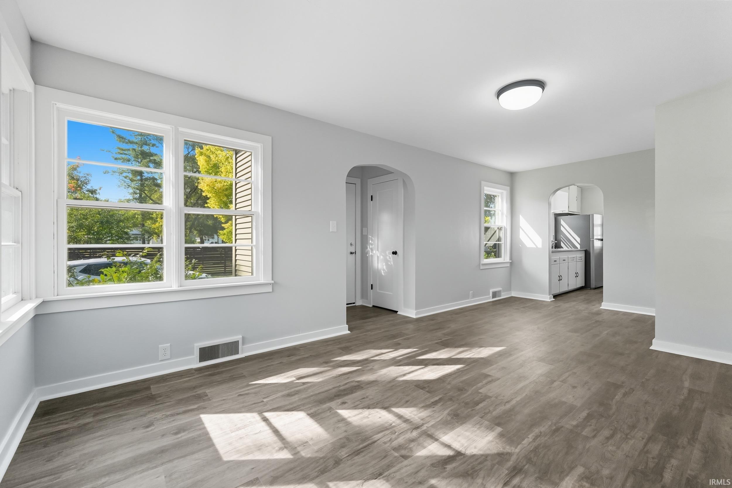 Photo 4 of 408 Miami Street