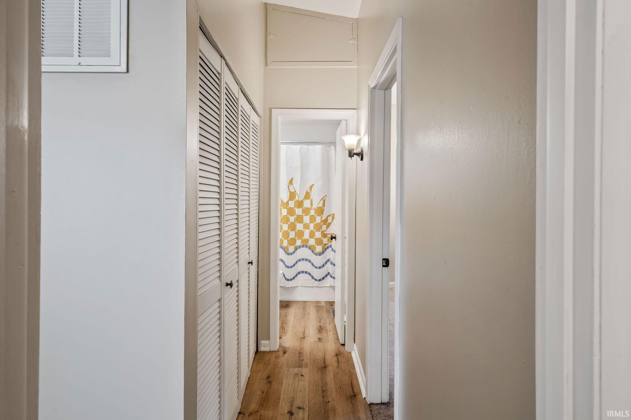 Photo 20 of 556 Broad Avenue