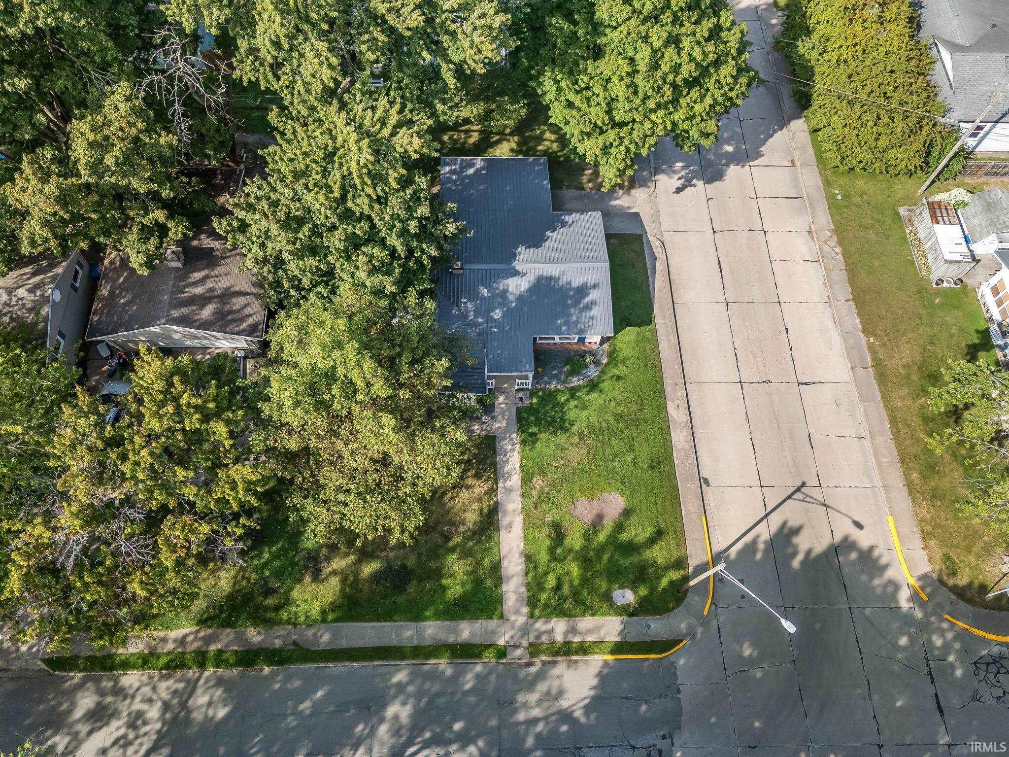 Photo 29 of 556 Broad Avenue