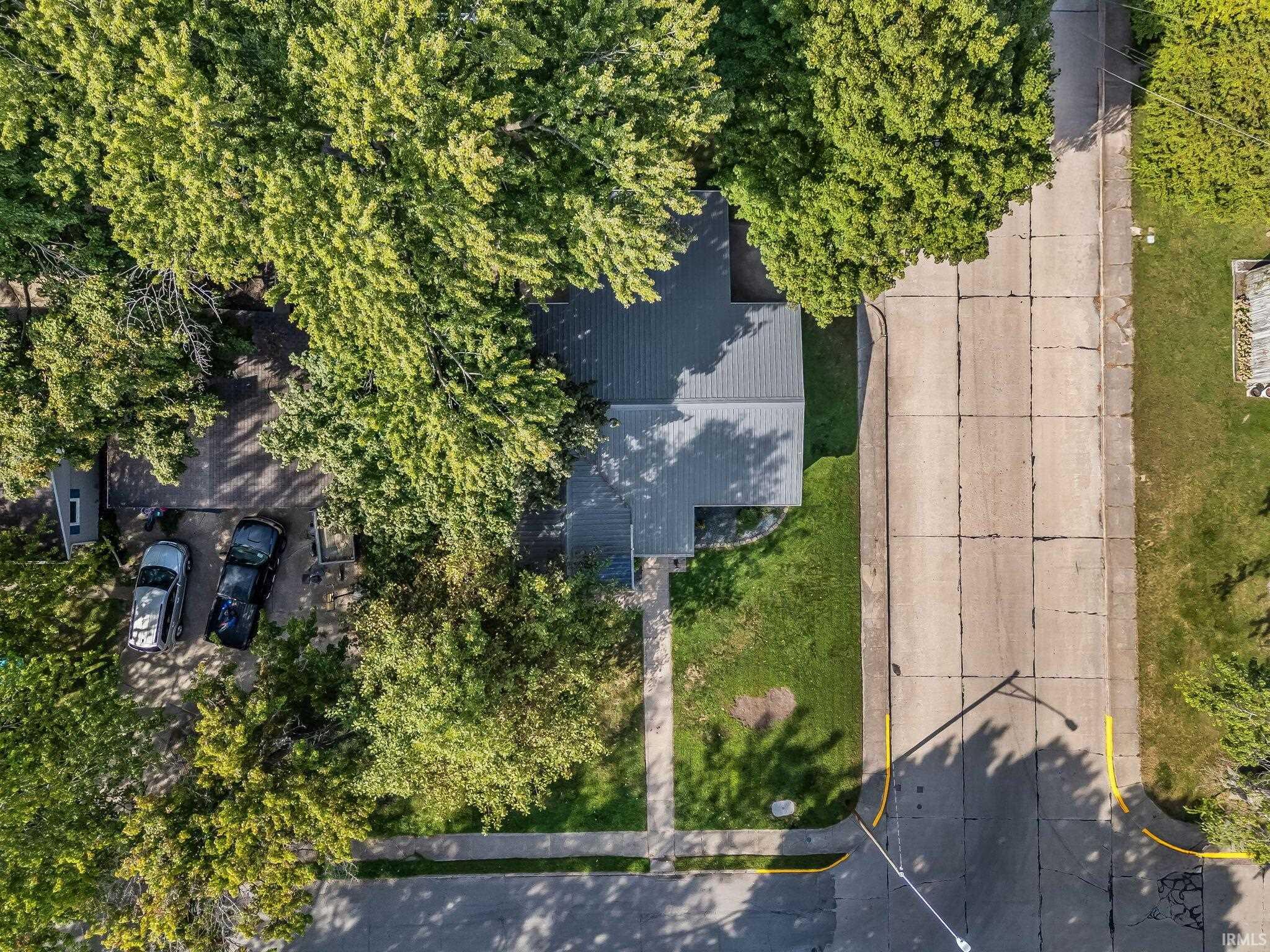 Photo 30 of 556 Broad Avenue