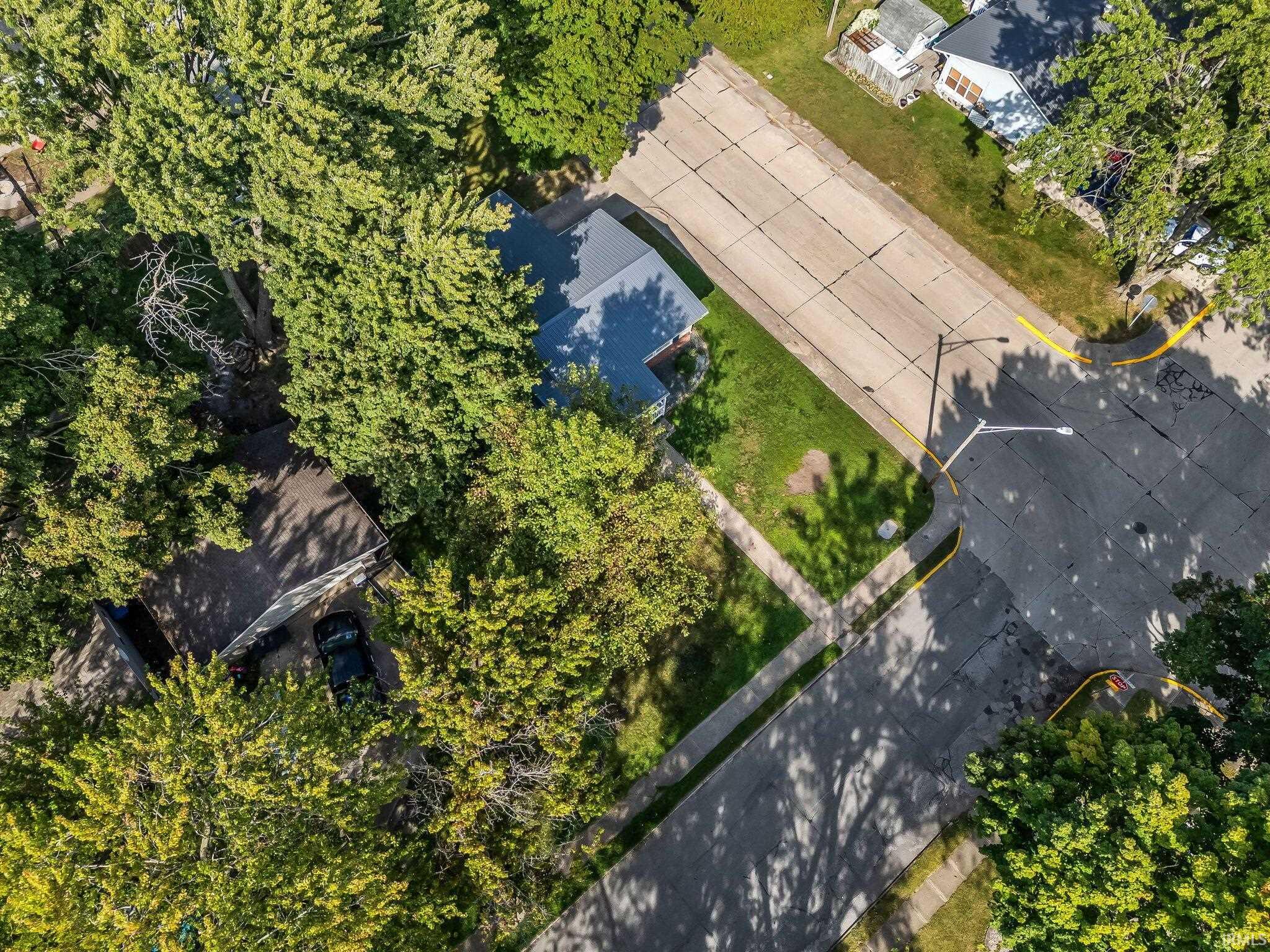 Homes for sale in Nappanee, IN | 556 Broad Ave, Nappanee, IN 46550 | MLS# 202537835