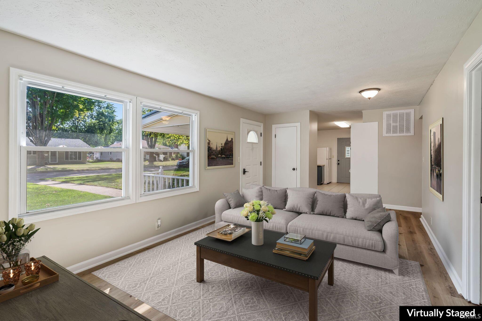 Photo 7 of 556 Broad Avenue