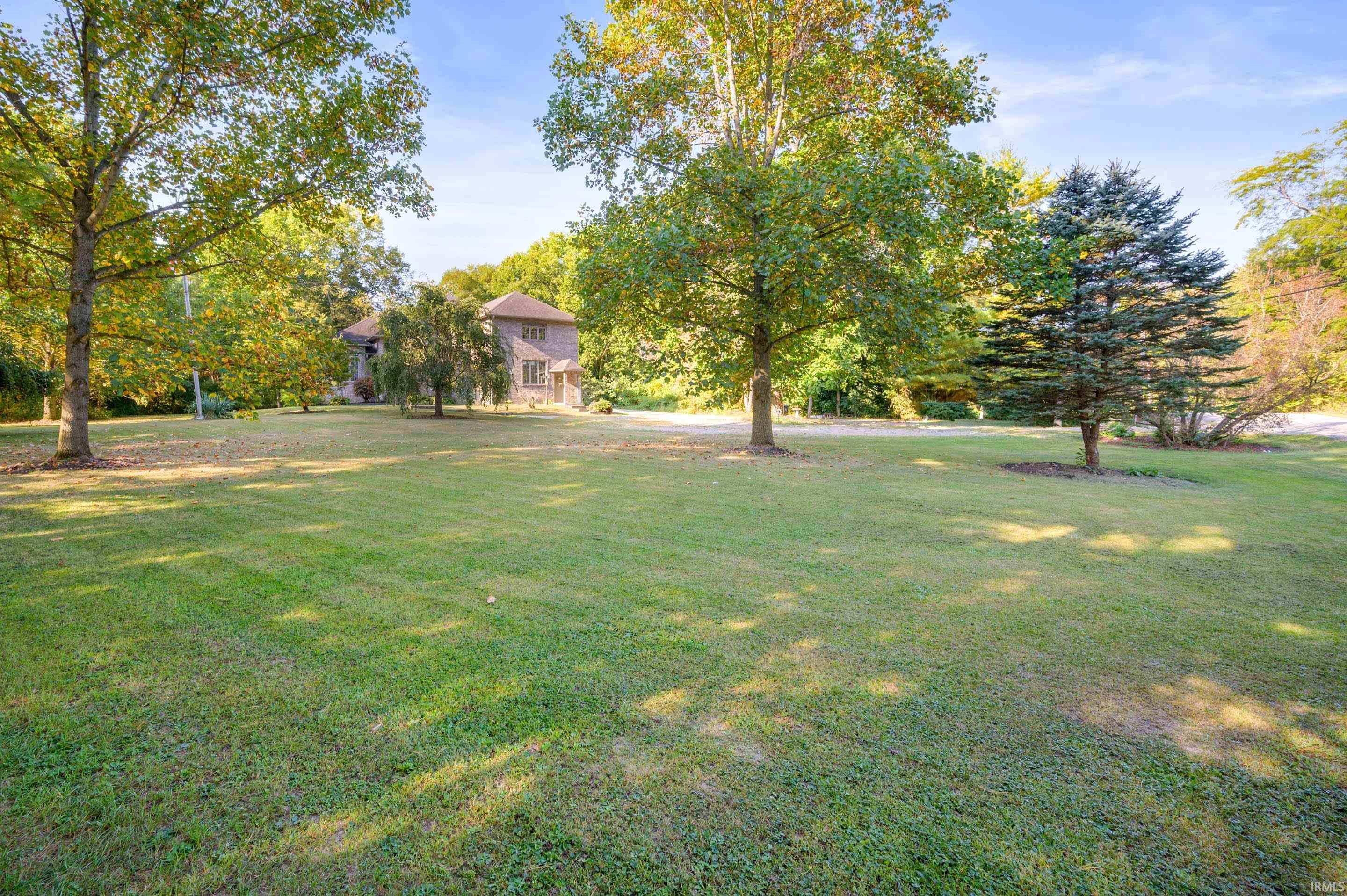 Homes for sale in Albany, IN | 11817 E Edgewater Rd, Albany, IN 47320 | MLS# 202537852