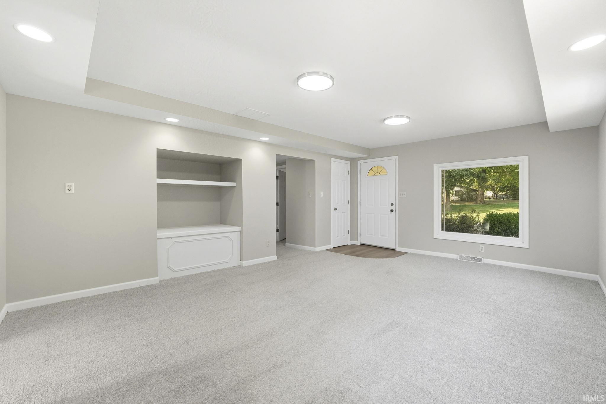 Photo 11 of 3901 Suburban Drive