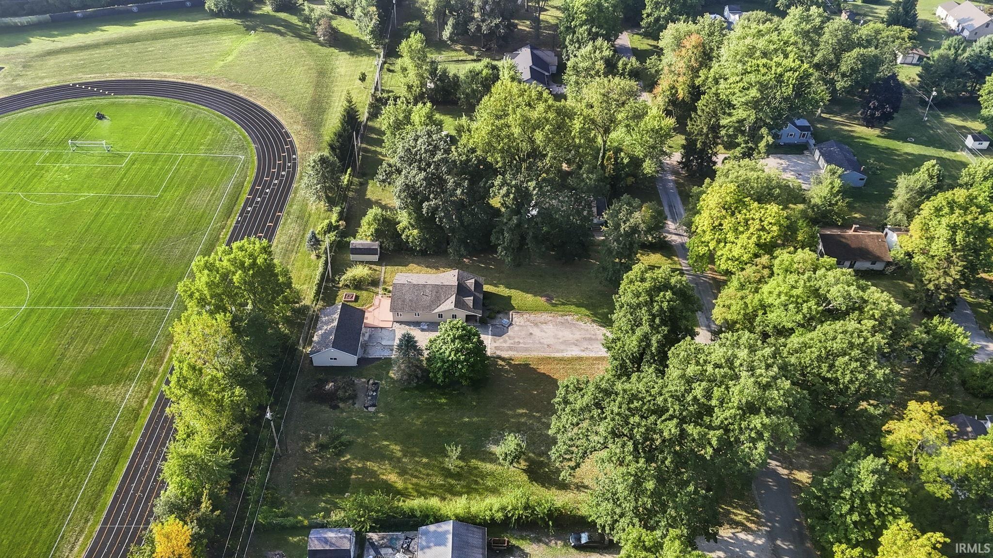 Photo 2 of 3901 Suburban Drive