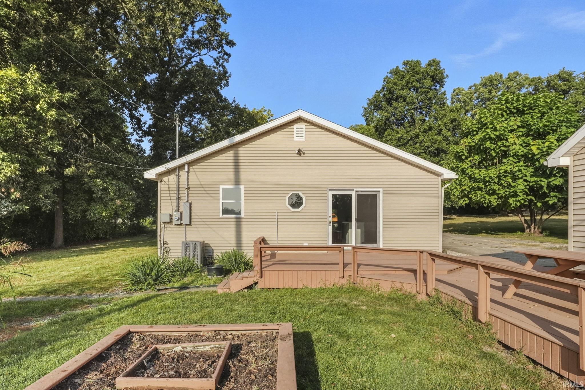 Photo 31 of 3901 Suburban Drive