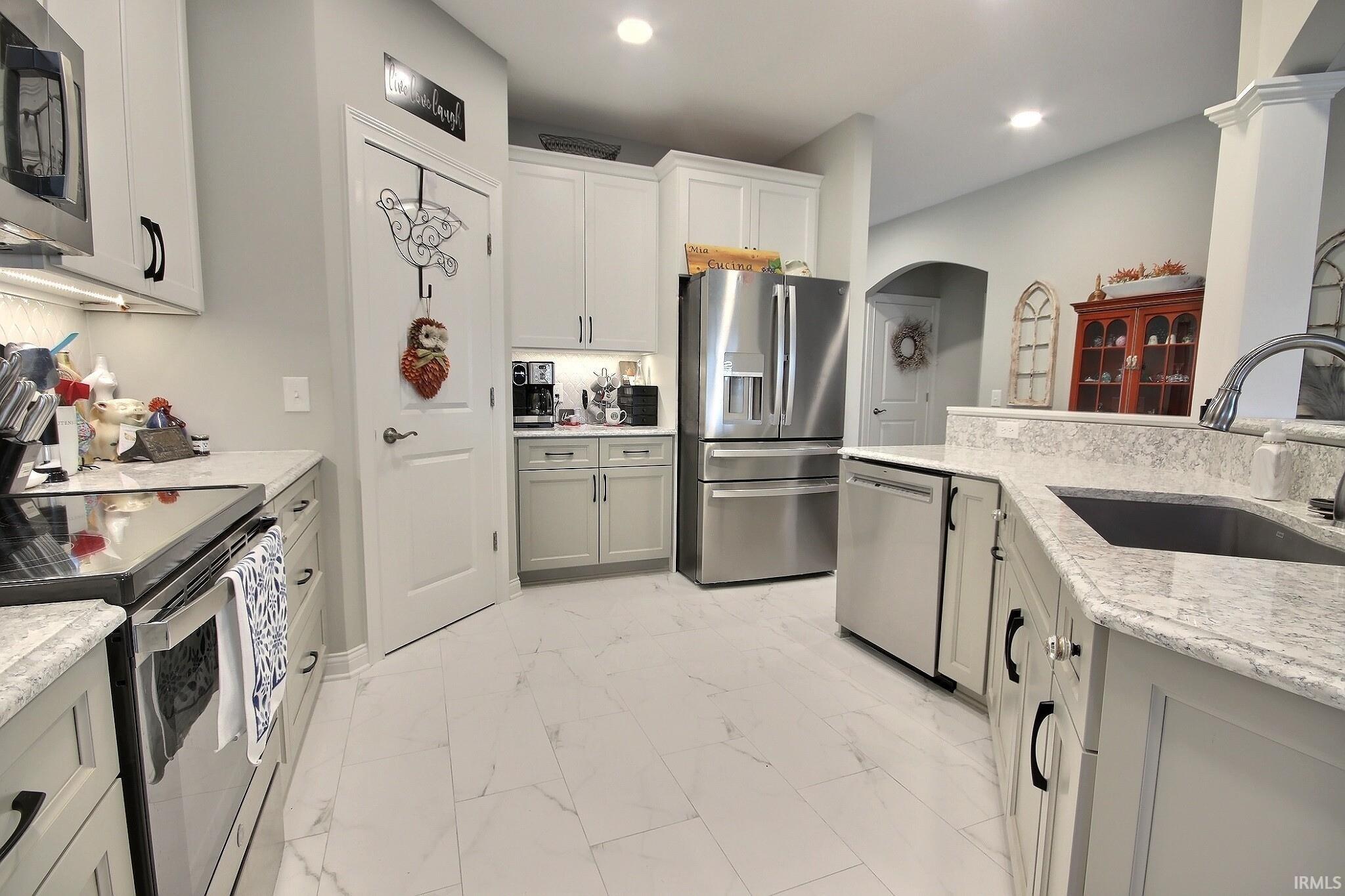 Photo 7 of 1289 Bunting Drive