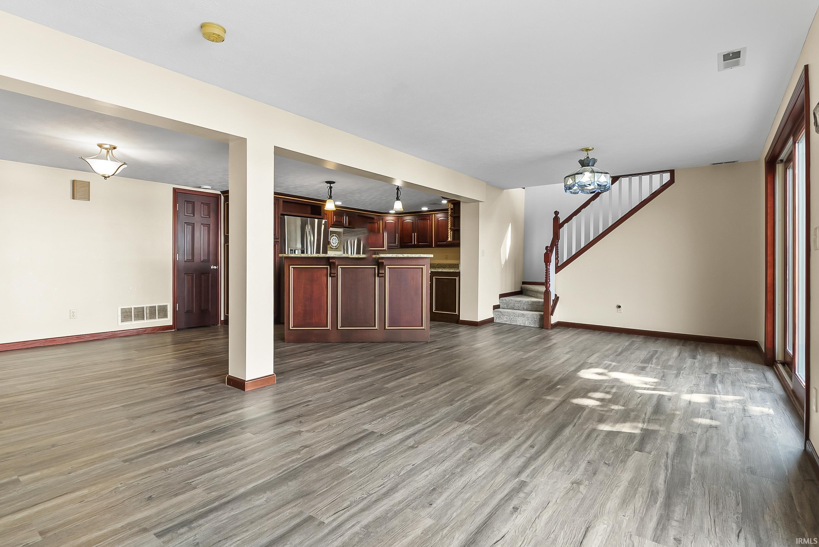 Photo 26 of 7 EMS D7A Lane