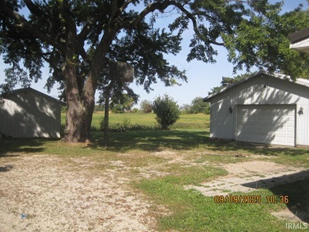 Photo 6 of 9814 S CR 200 W